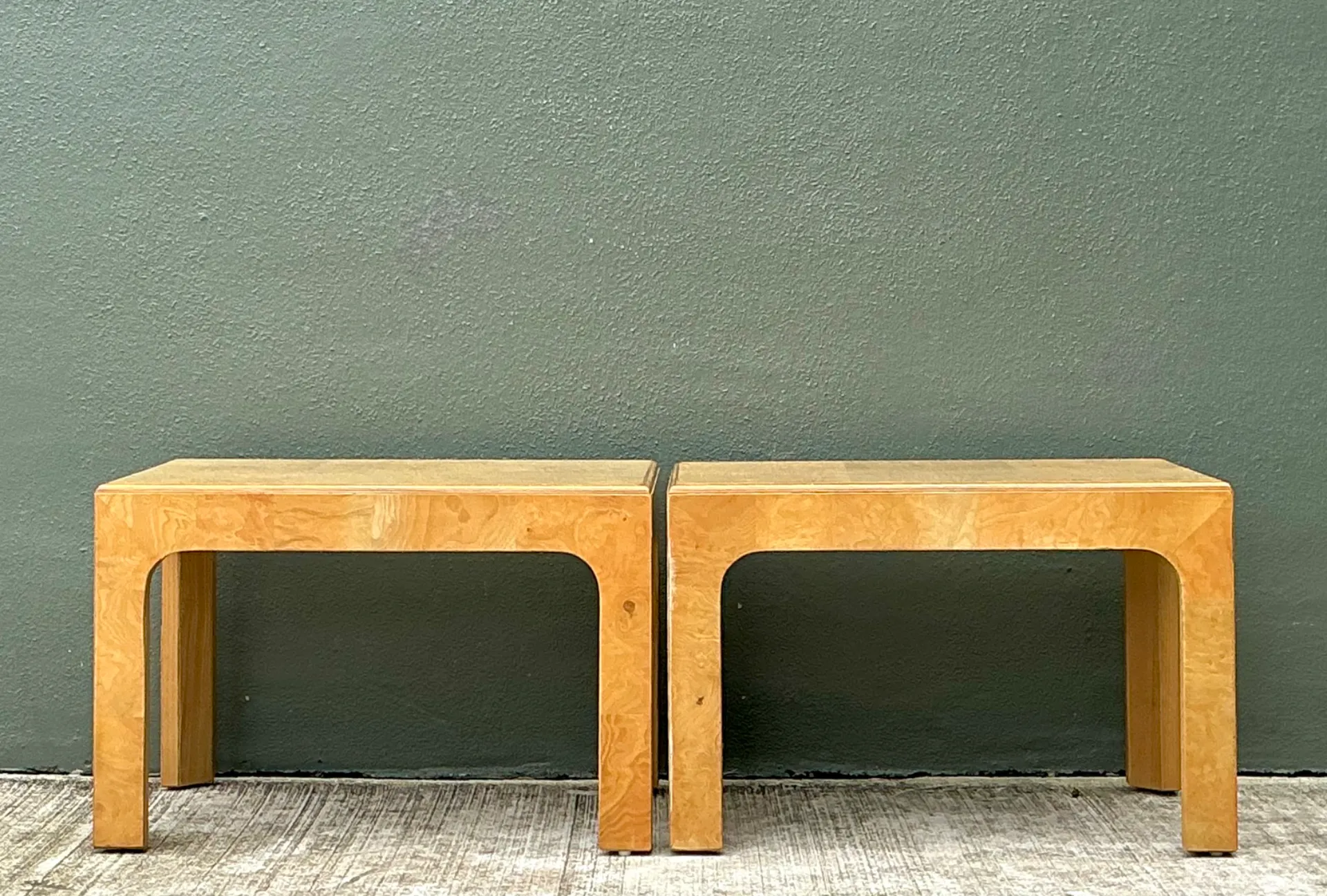 Vintage Burl Wood Side Tables - Pair — additional photo 5