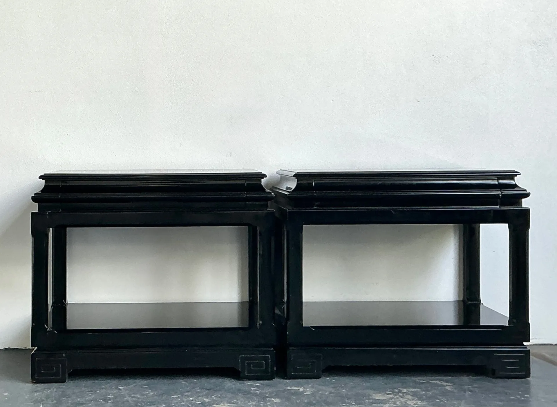 Vintage Ralph Lauren Chinoiserie Black Lacquered Side Tables - A Pair — additional photo 8