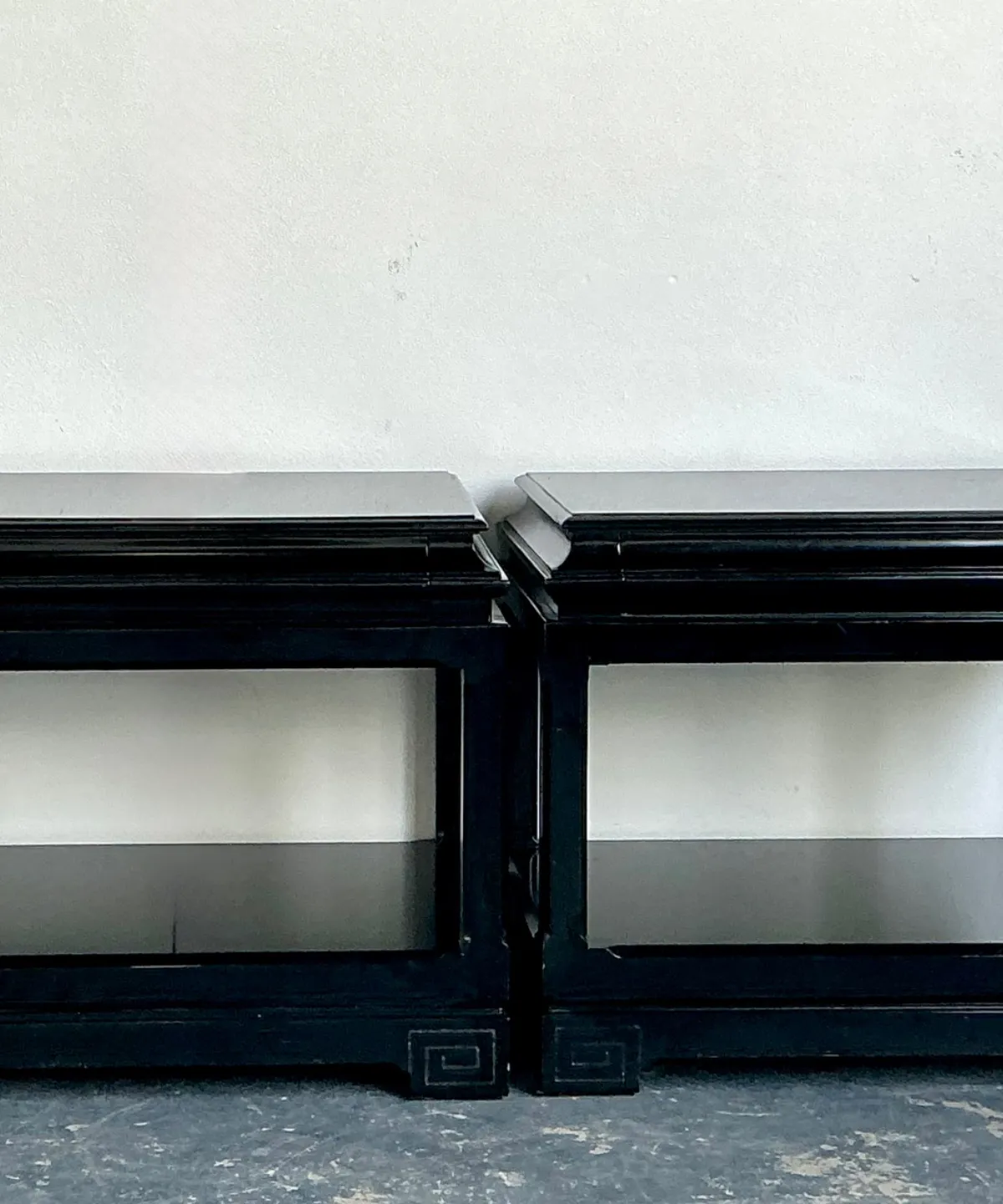 Vintage Ralph Lauren Chinoiserie Black Lacquered Side Tables - A Pair — additional photo 2