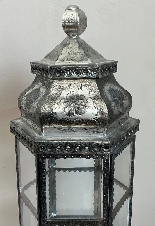 Ornate Metal and Glass Showcase — additional photo 6