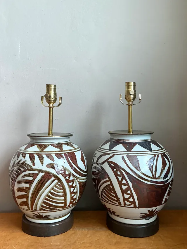 Vintage Hand-Painted Ceramic Lamps - Pair — additional photo 4