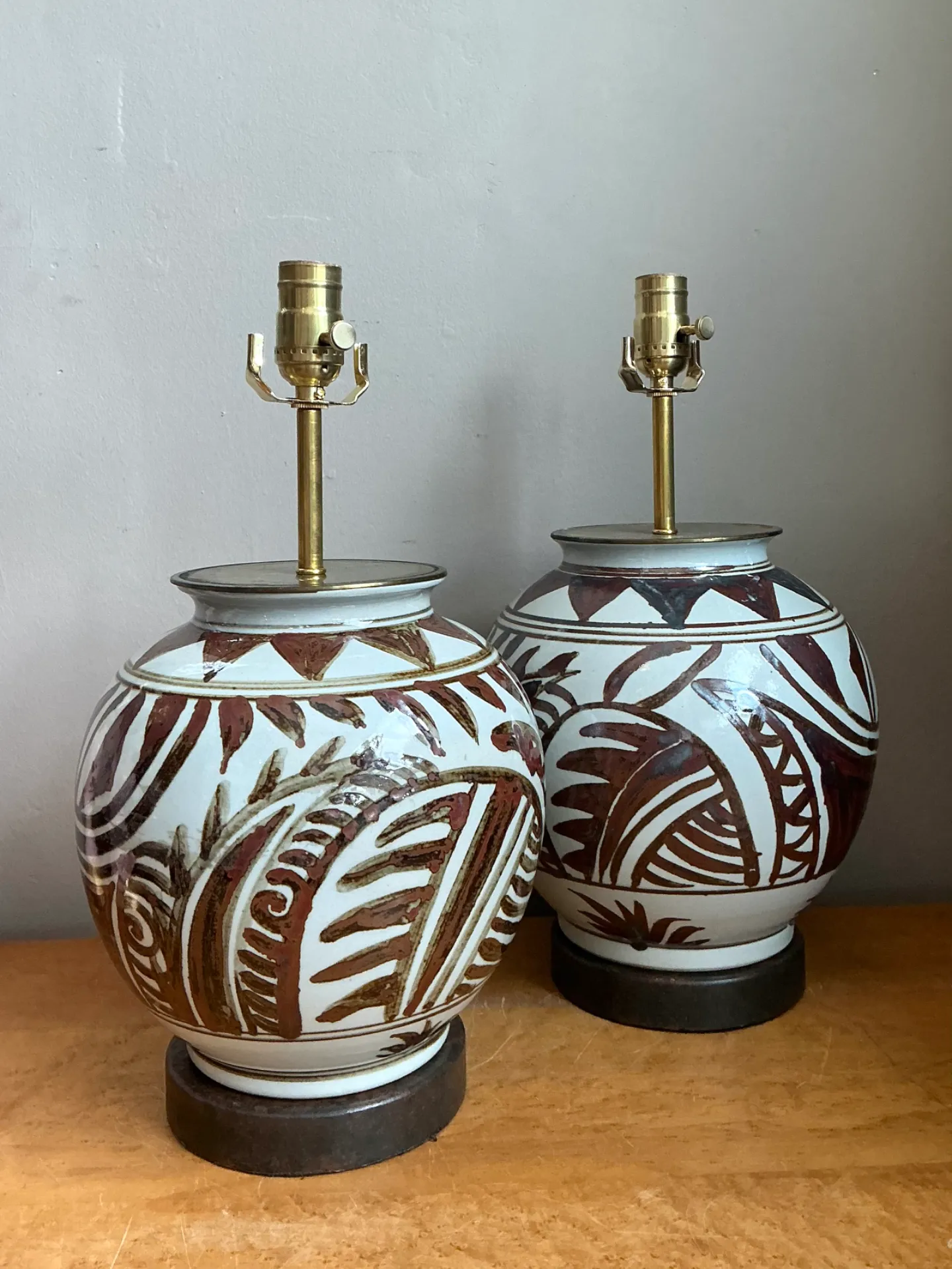 Vintage Hand-Painted Ceramic Lamps - Pair — additional photo 1