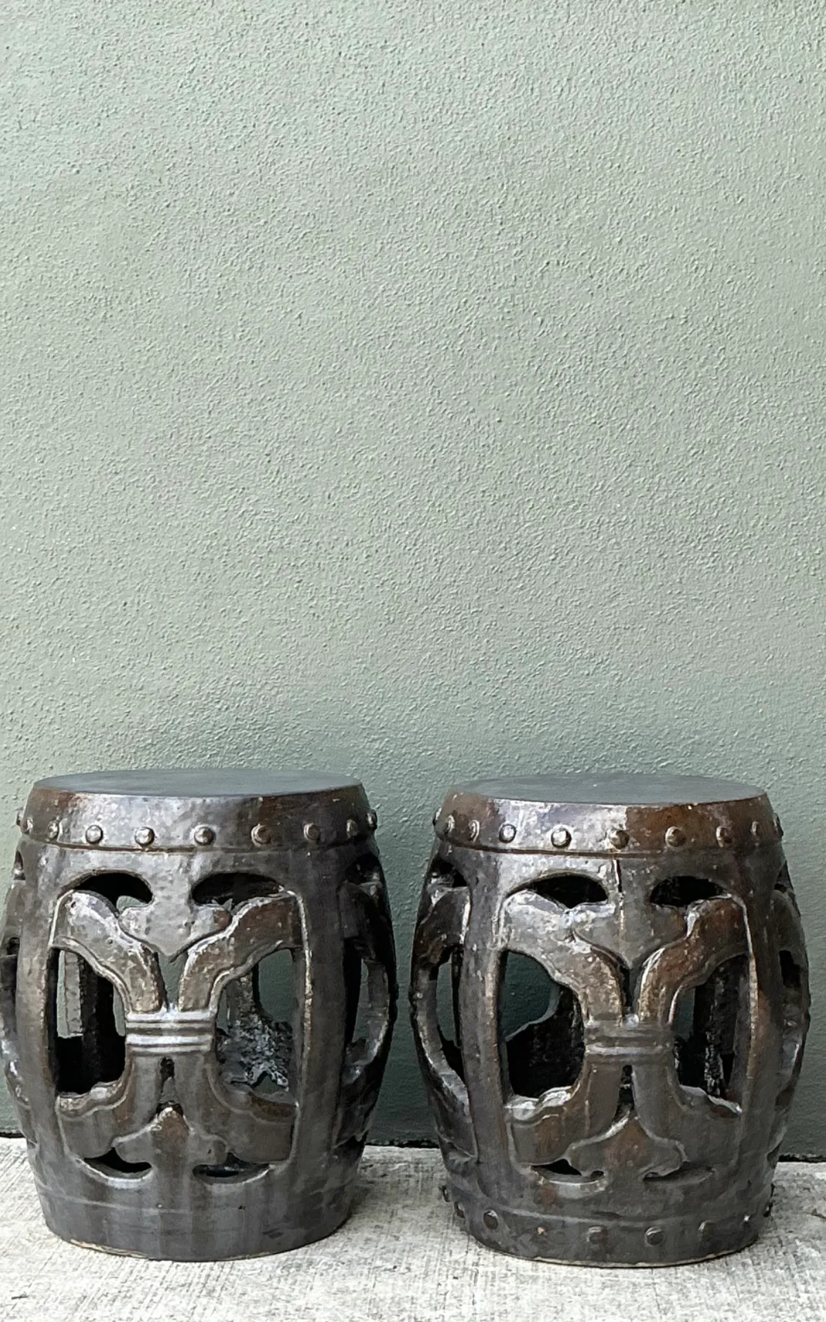 Vintage Ceramic Lattice Low Stools - Pair — additional photo 3