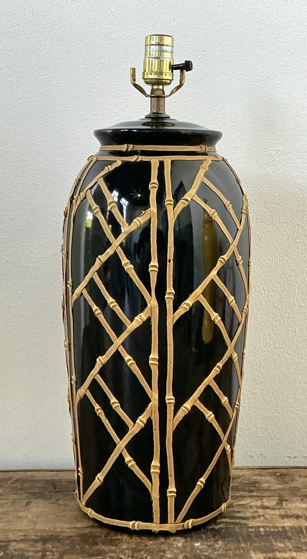 Vintage Glazed Ceramic Icing Lamp — additional photo 2