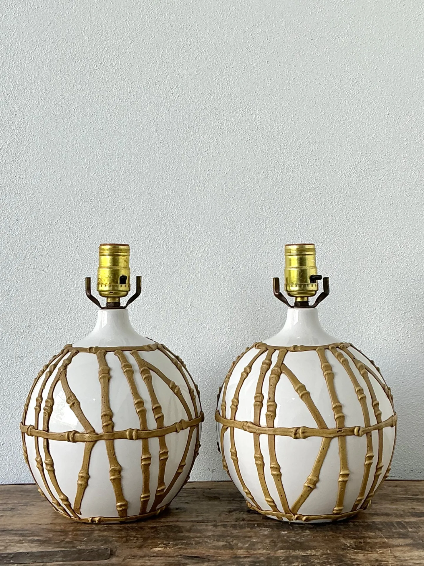 Vintage Glazed Ceramic Icing Lamps - A Pair — additional photo 2