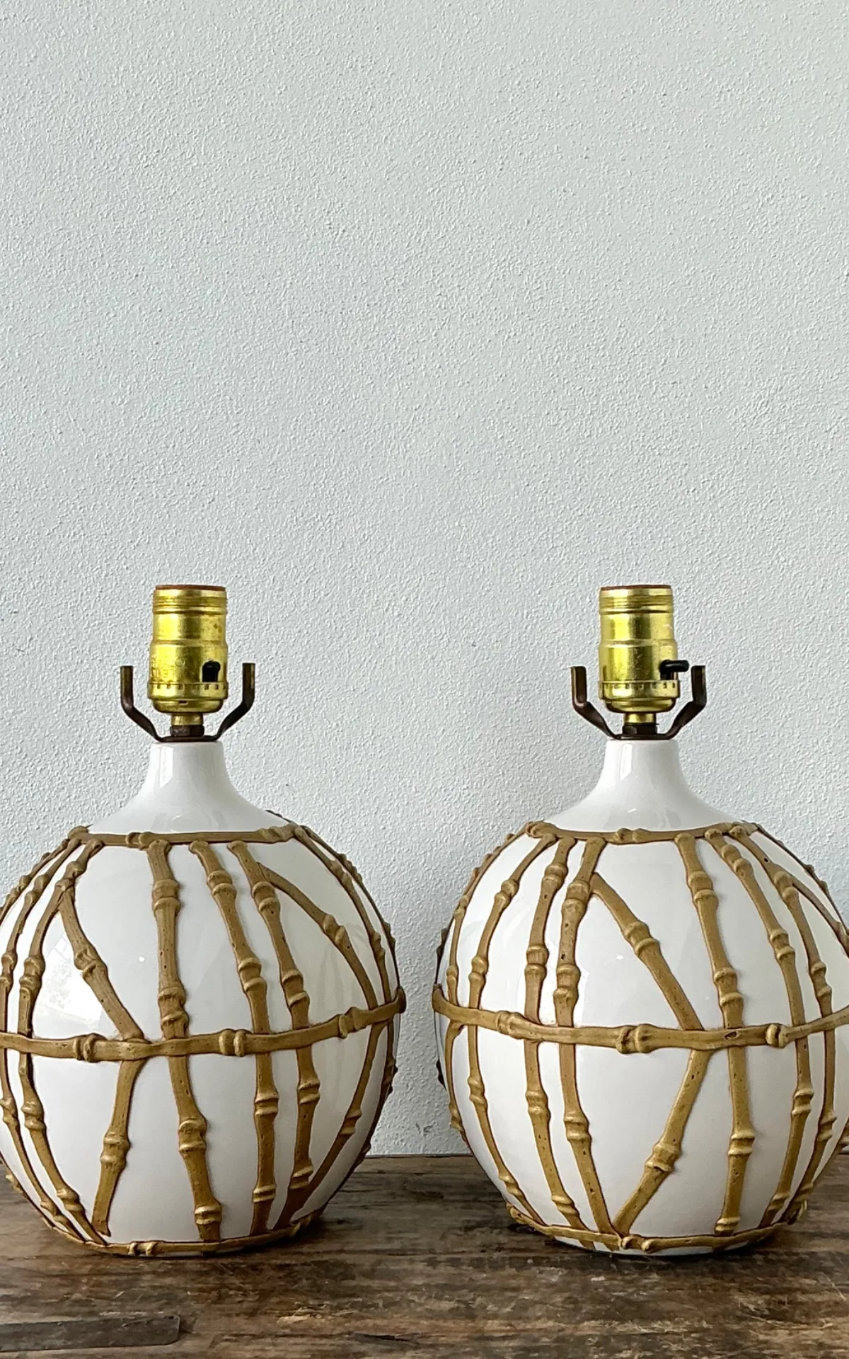 Vintage Glazed Ceramic Icing Lamps - A Pair — additional photo 2
