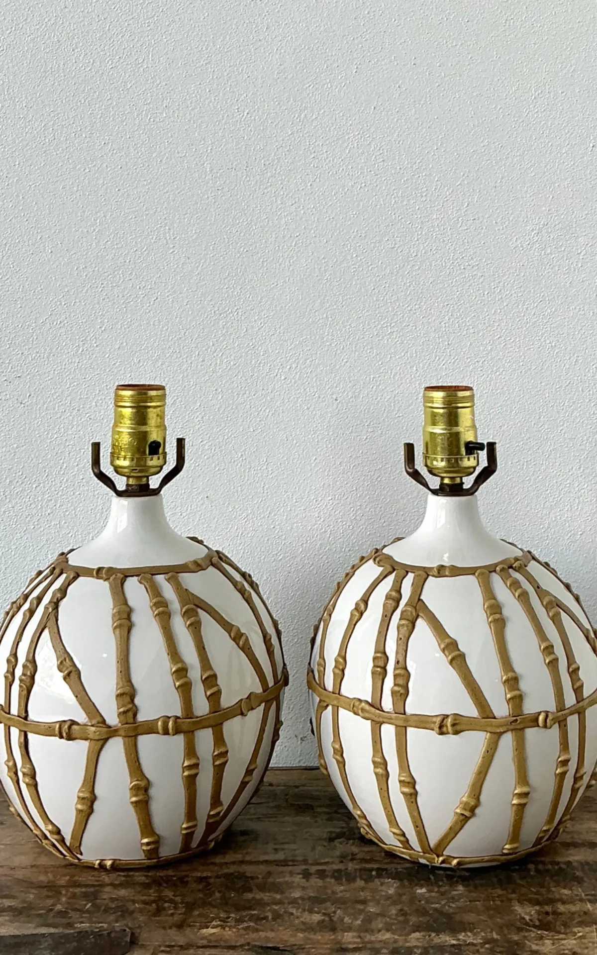 Vintage Glazed Ceramic Icing Lamps - A Pair — additional photo 6