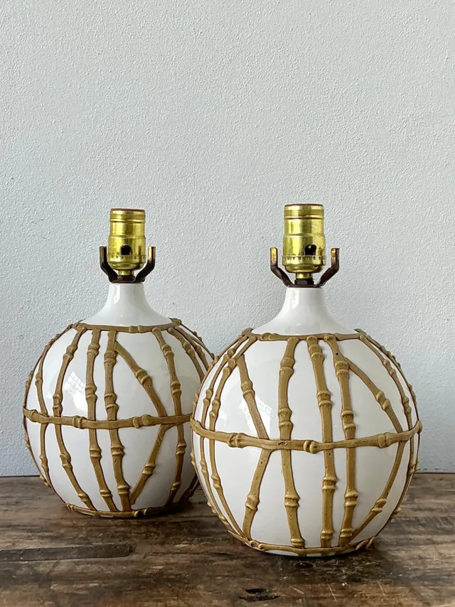 Vintage Glazed Ceramic Icing Lamps - A Pair — additional photo 1