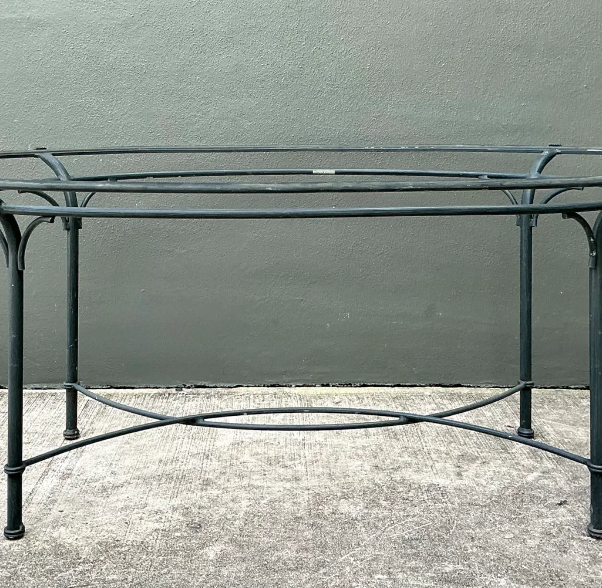 Brown Jordan Vintage Metal Oval Table — additional photo 6