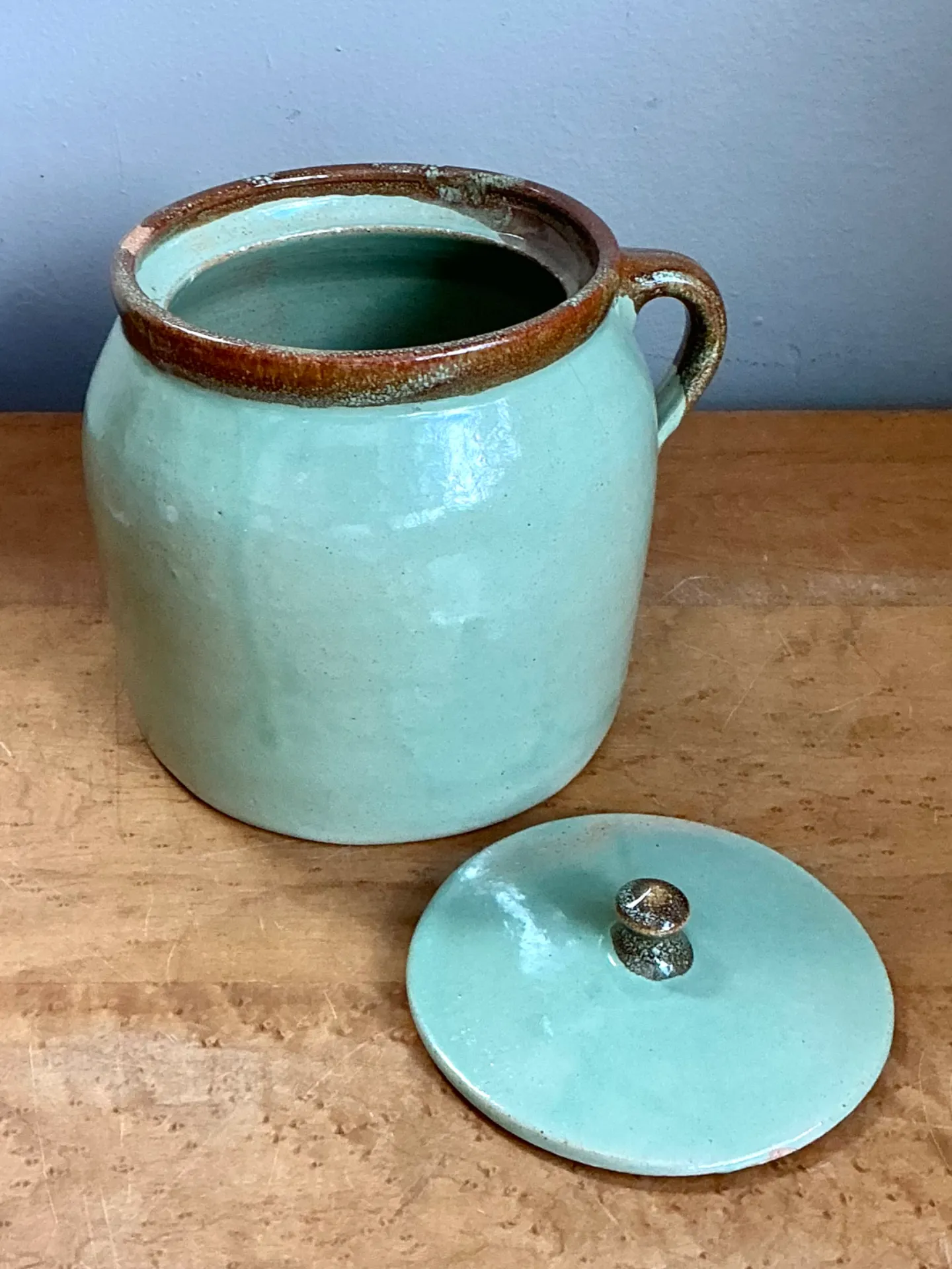 Vintage Maine Handcrafted Ceramic Storage Jar — additional photo 6