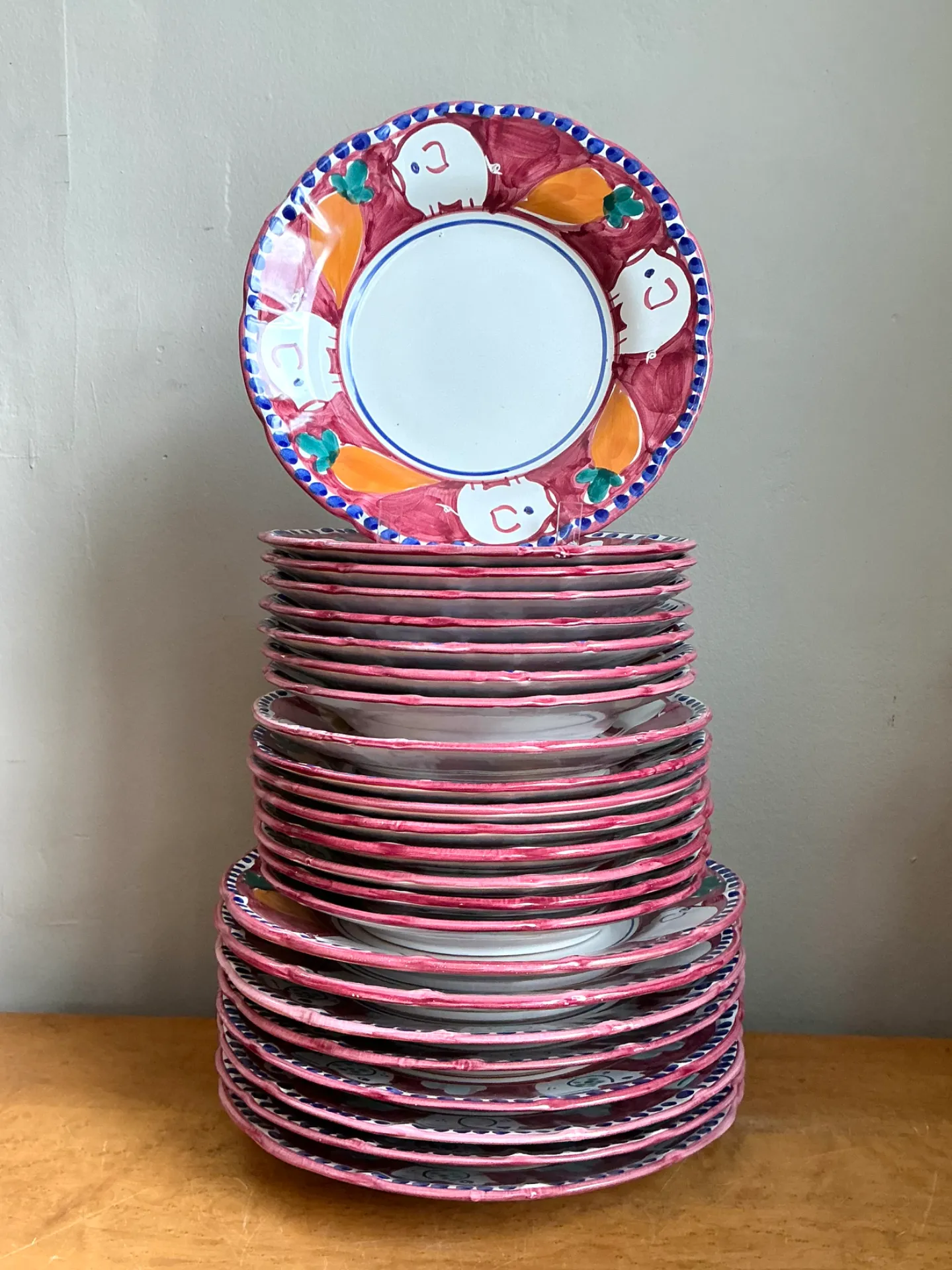 Vintage Italian Solimene “Campagna” Hand-Painted Ceramic Plates - Set of 24 — additional photo 2