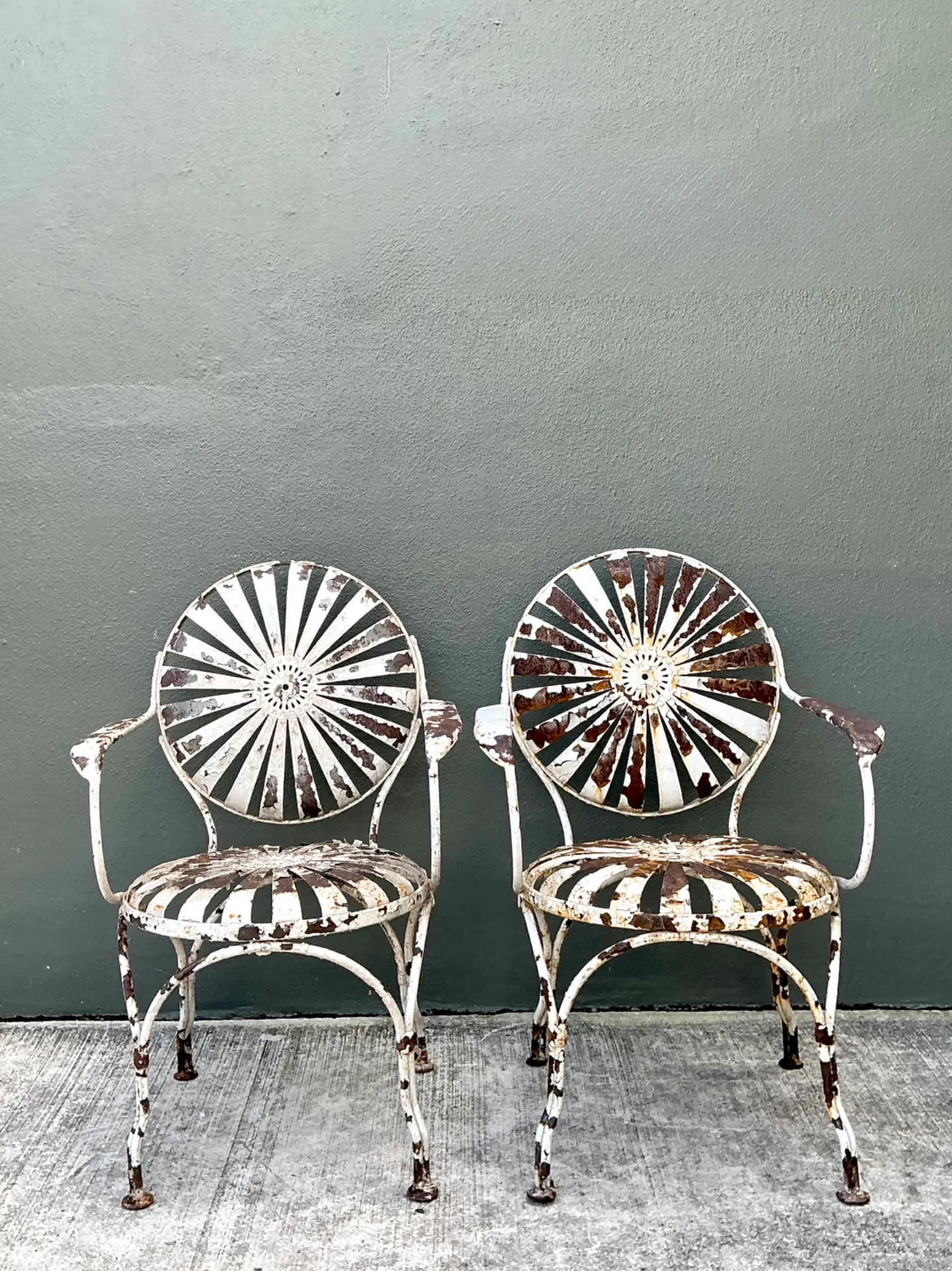 Vintage Francois Carre Sunburst Metal Garden Chairs - A Pair — additional photo 2
