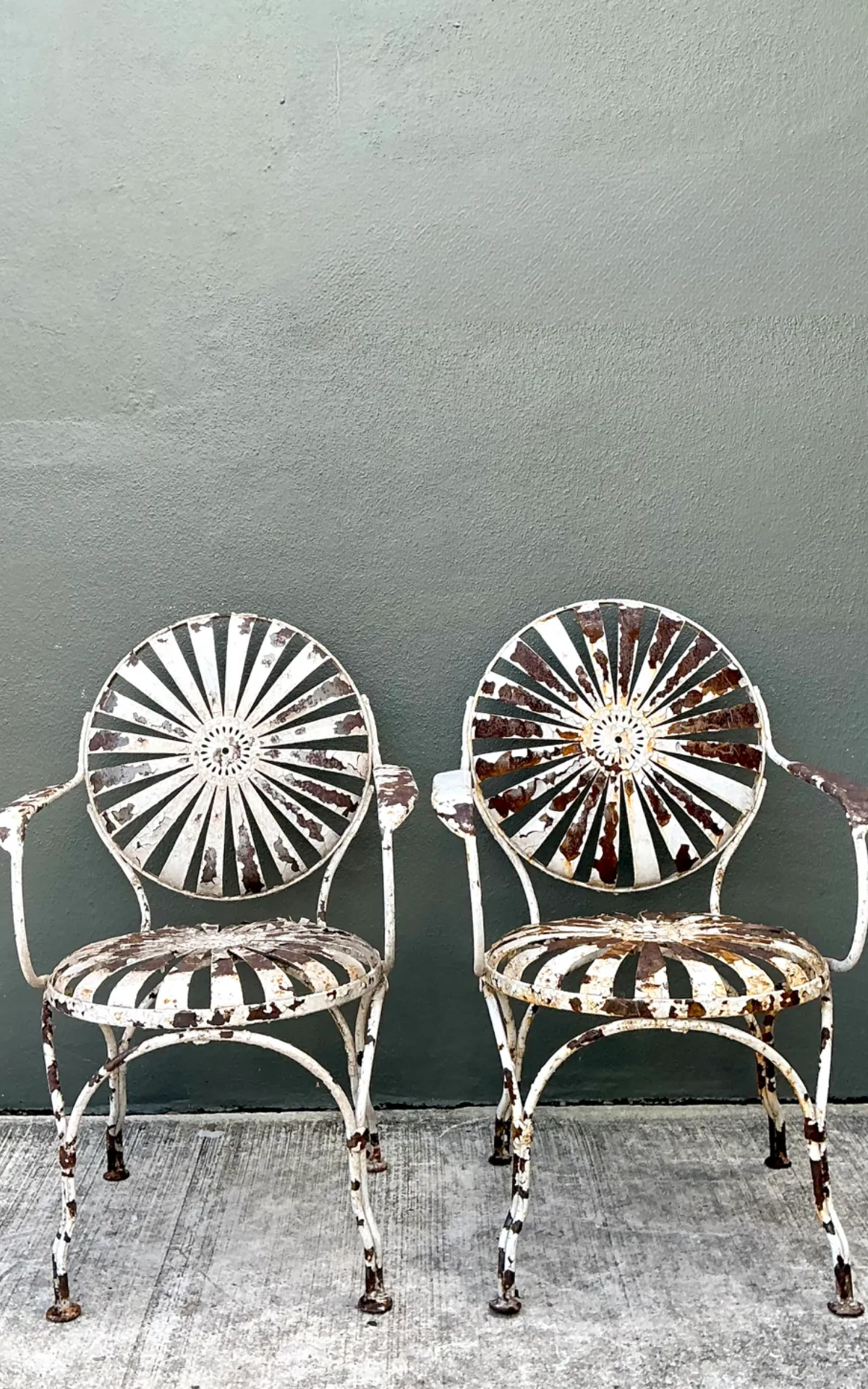 Vintage Francois Carre Sunburst Metal Garden Chairs - A Pair — additional photo 2