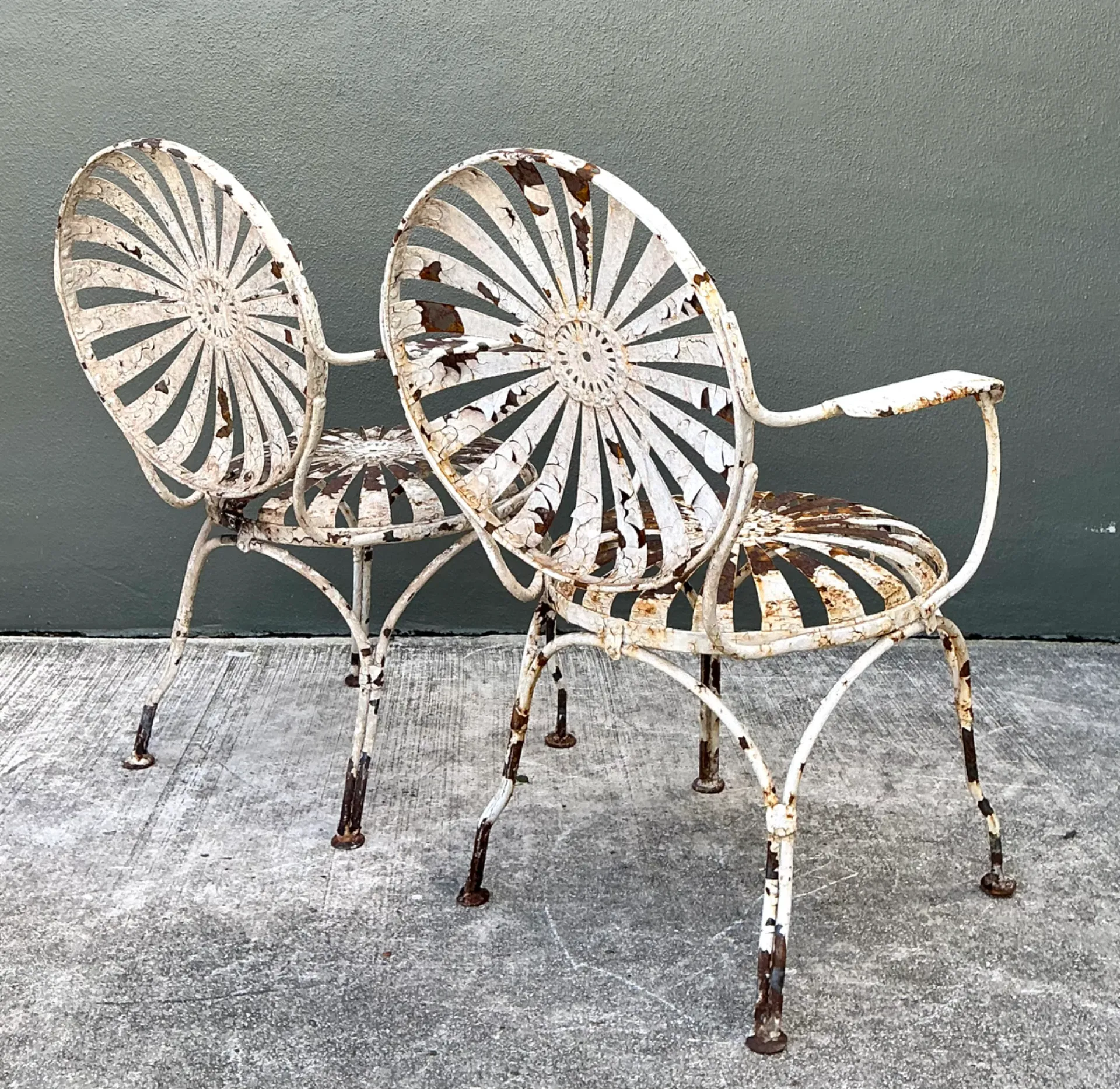 Vintage Francois Carre Sunburst Metal Garden Chairs - A Pair — additional photo 5
