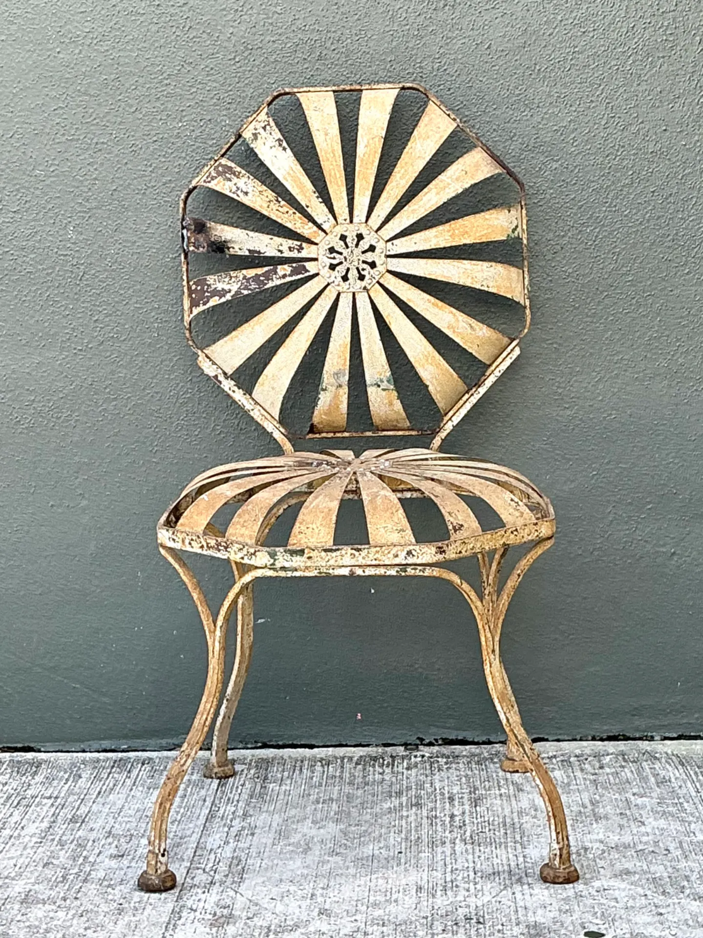 Vintage Heavily Distressed Francois Carre Sunburst Metal Chair — additional photo 8