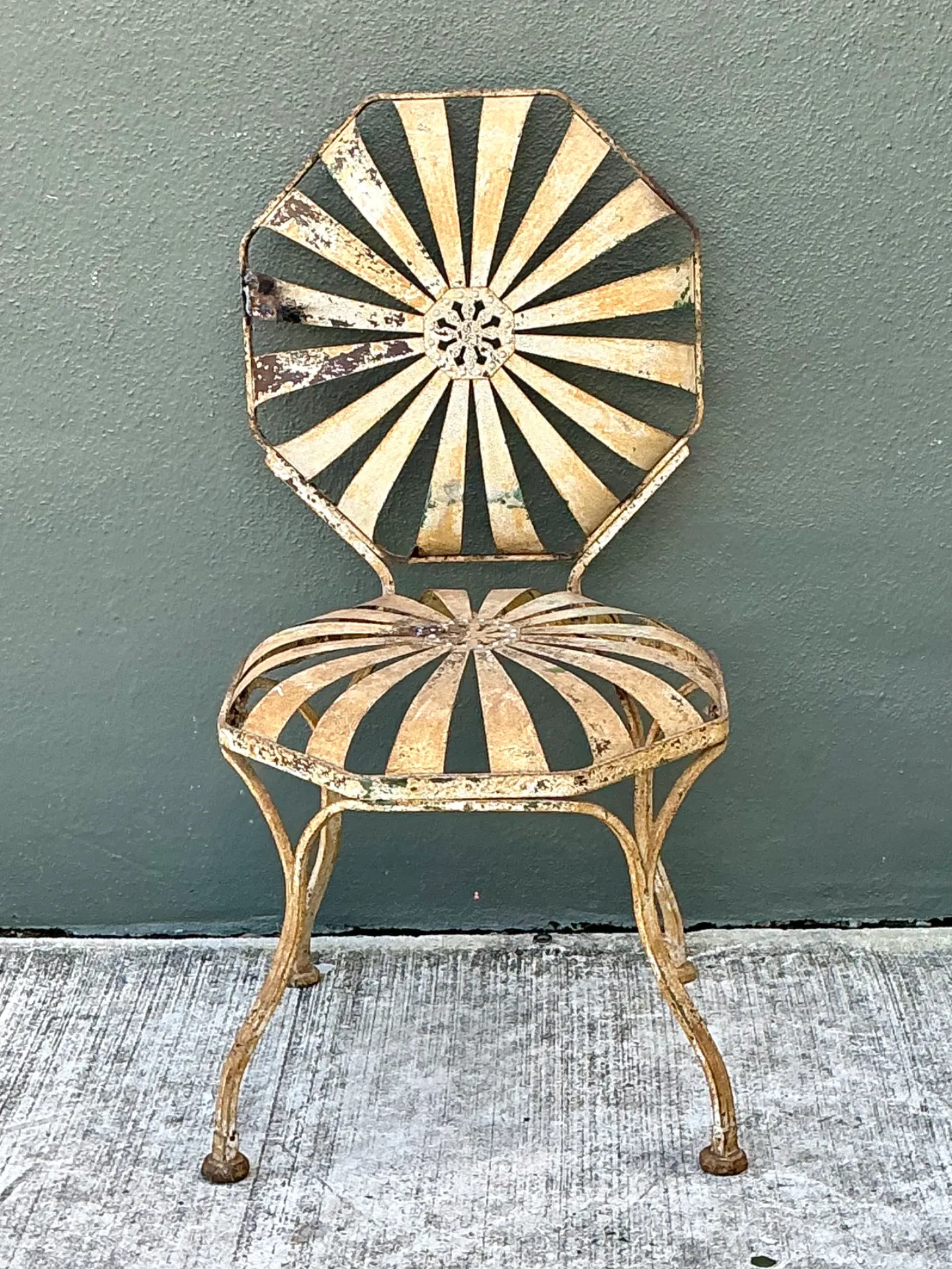 Vintage Heavily Distressed Francois Carre Sunburst Metal Chair — additional photo 5