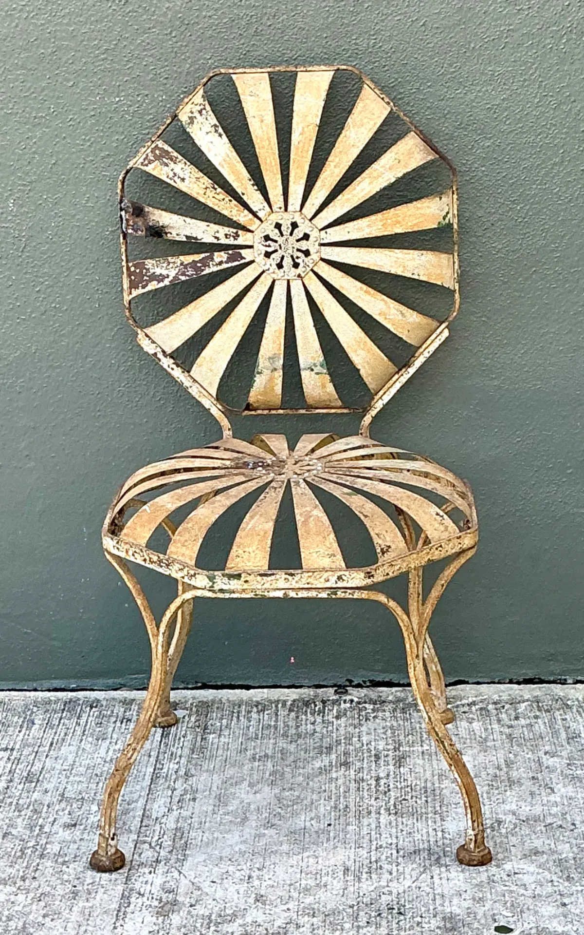 Vintage Heavily Distressed Francois Carre Sunburst Metal Chair — additional photo 5