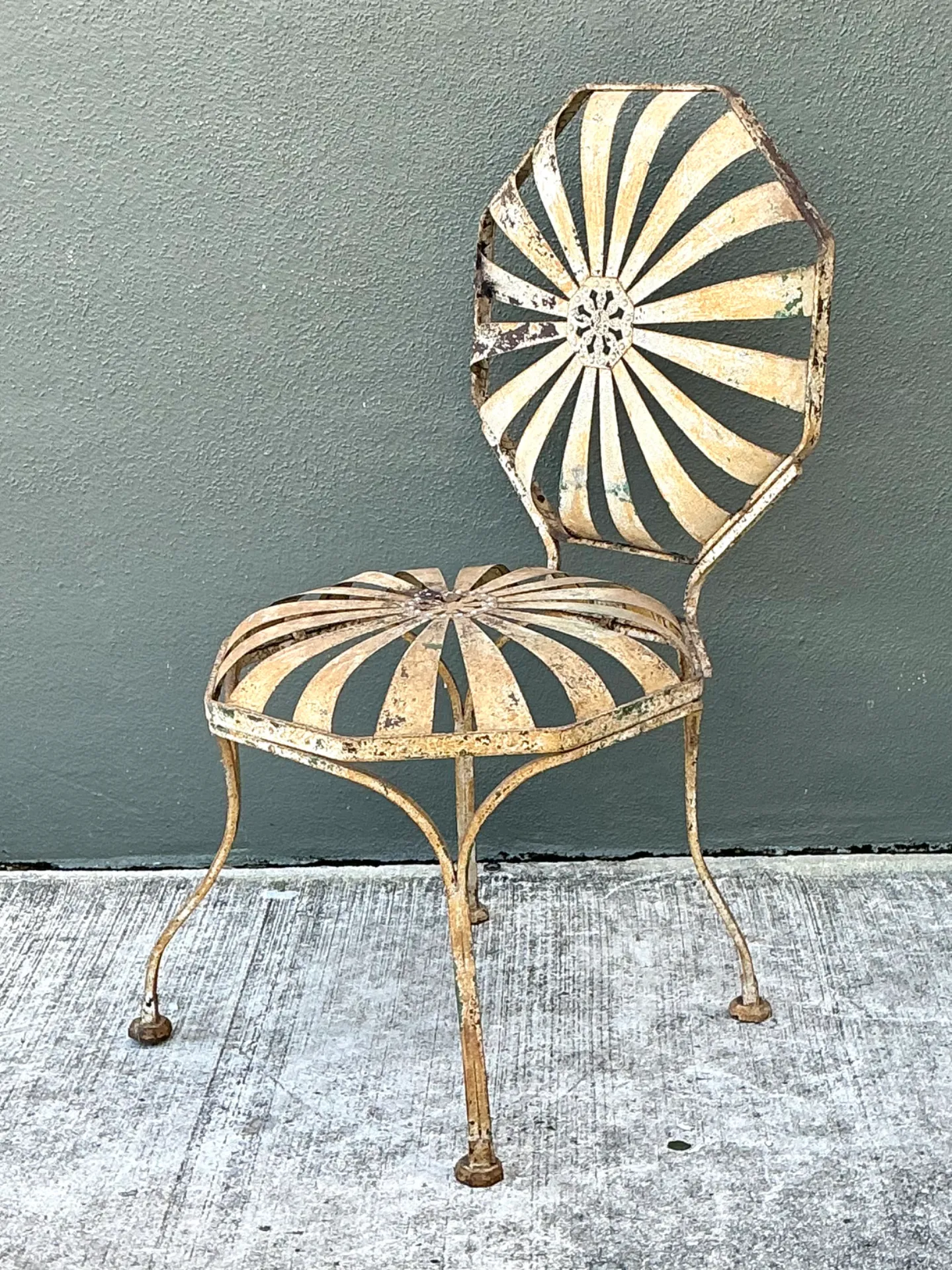 Vintage Heavily Distressed Francois Carre Sunburst Metal Chair — additional photo 4