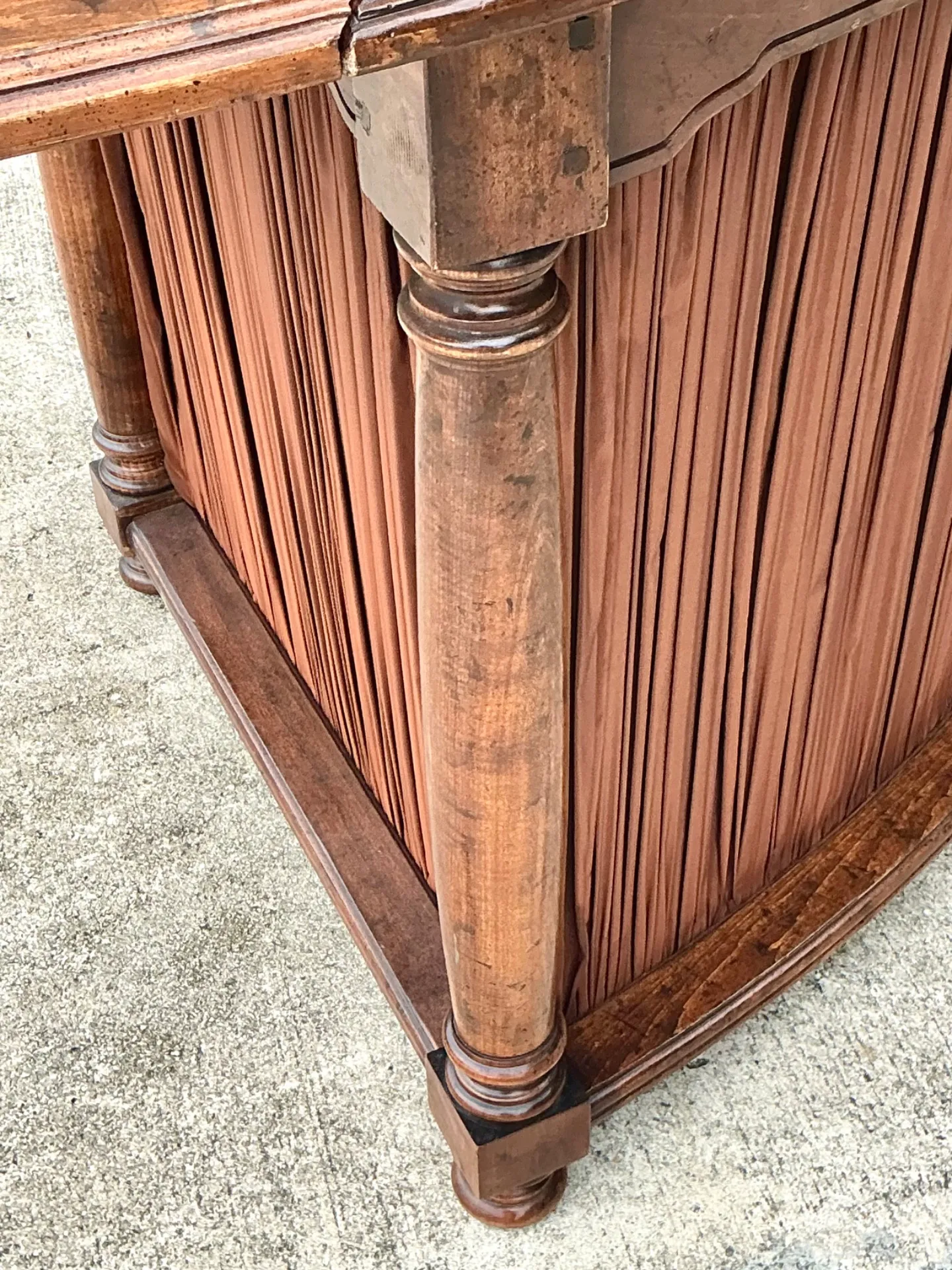 Vintage Shirred Fabric Extendable Desk — additional photo 3