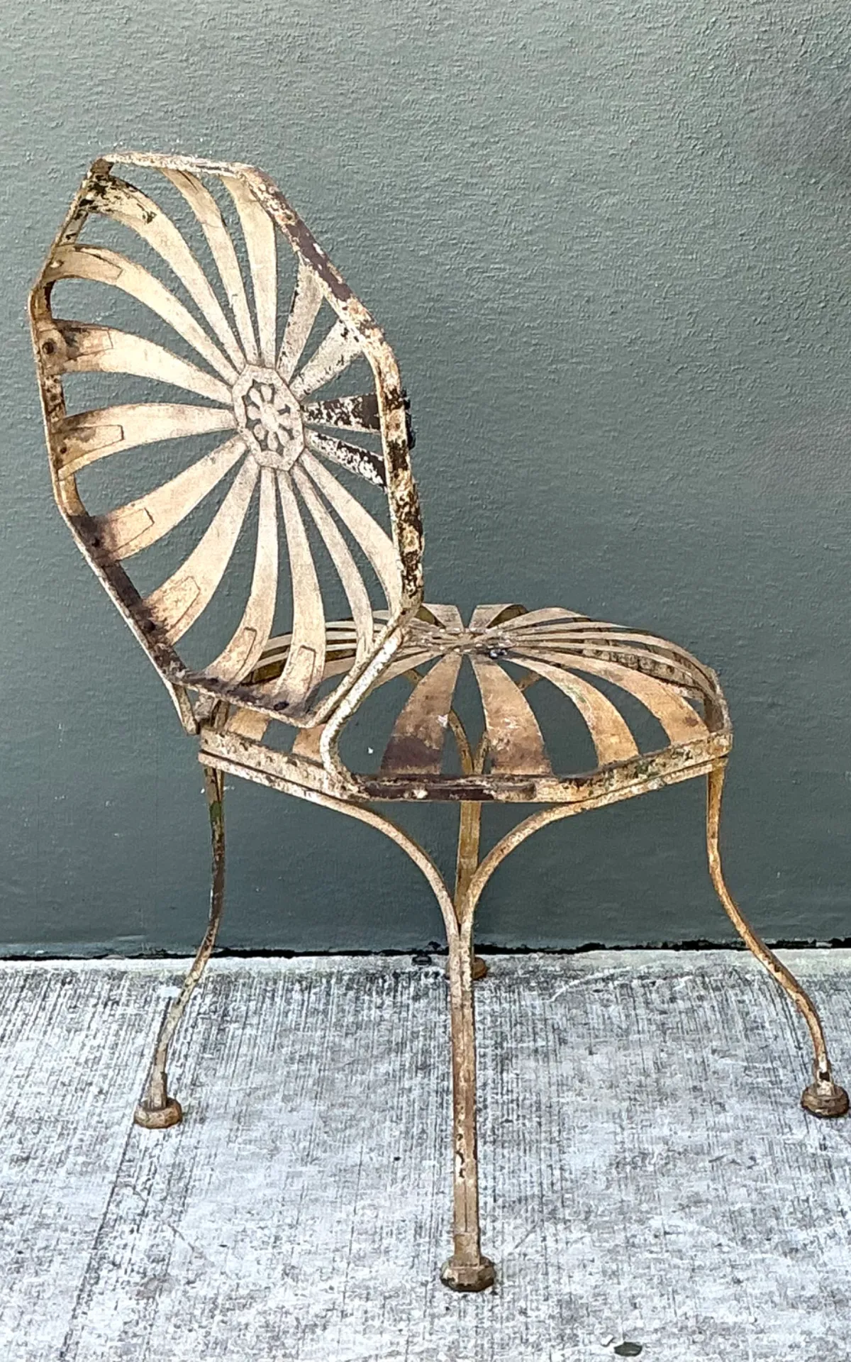 Vintage Heavily Distressed Francois Carre Sunburst Metal Chair — additional photo 3