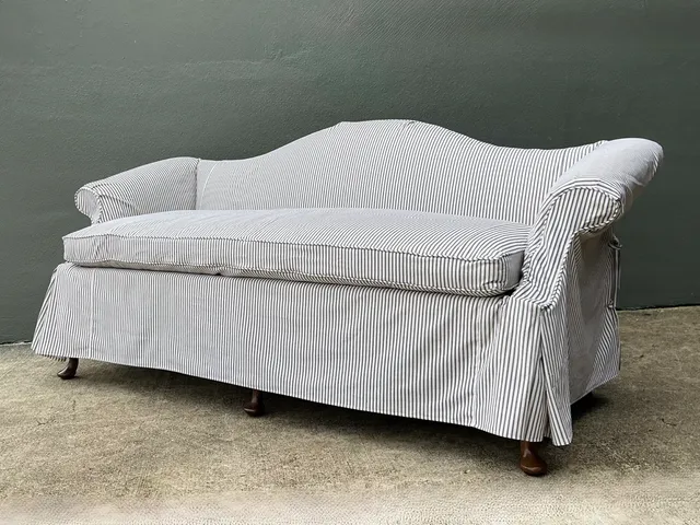 Vintage Hickory Chair Tie Back Slipcovered Camelback Sofa — additional photo 3