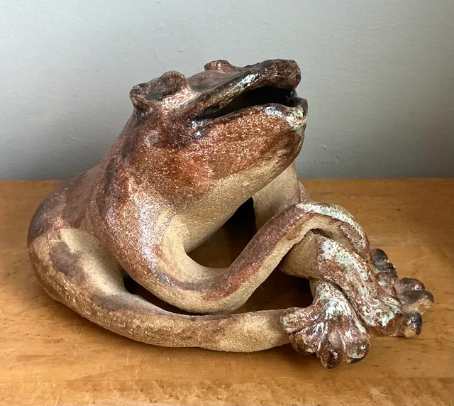 Vintage Ceramic Frog Sculpture — additional photo 6