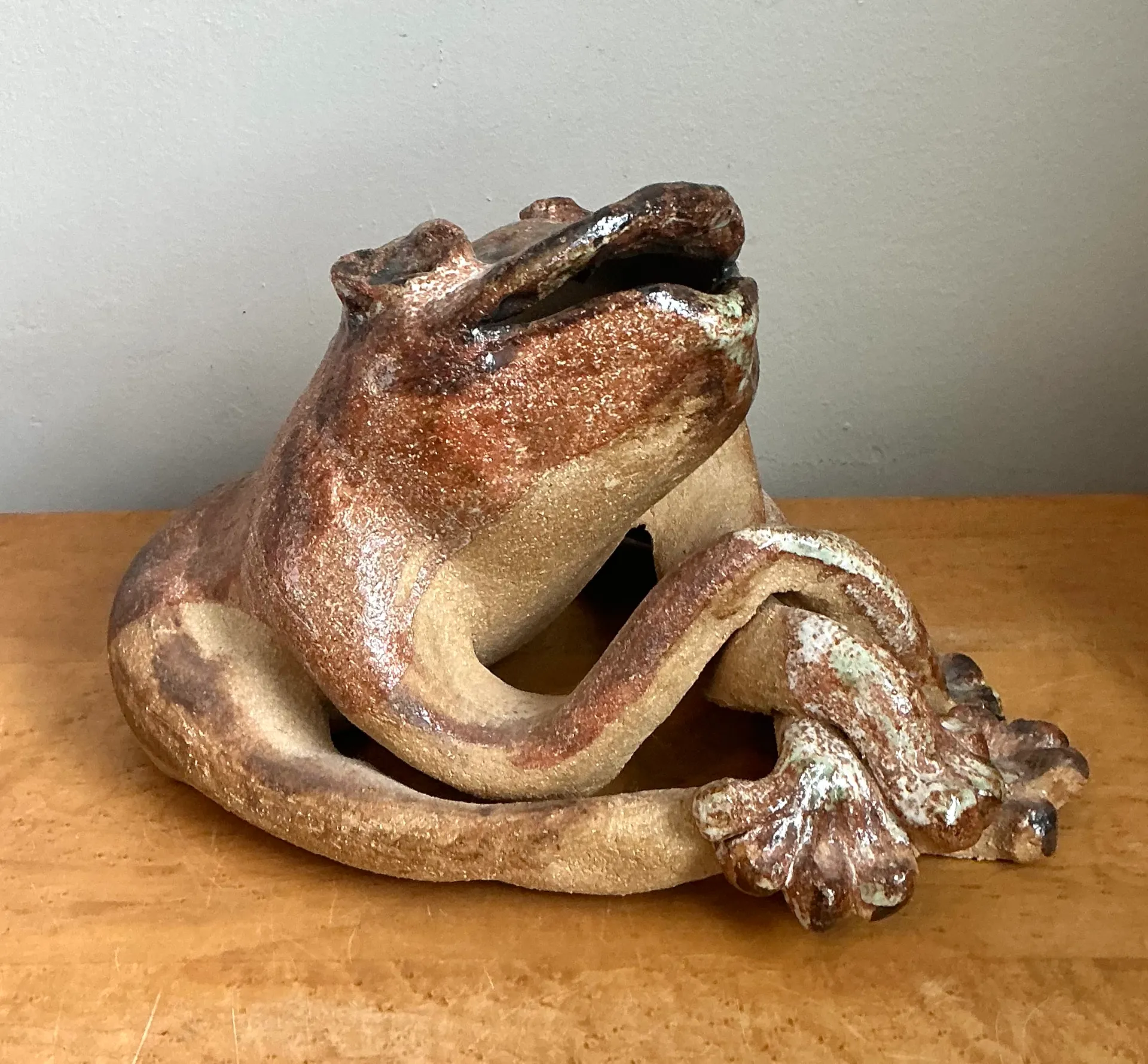 Vintage Ceramic Frog Sculpture — additional photo 1