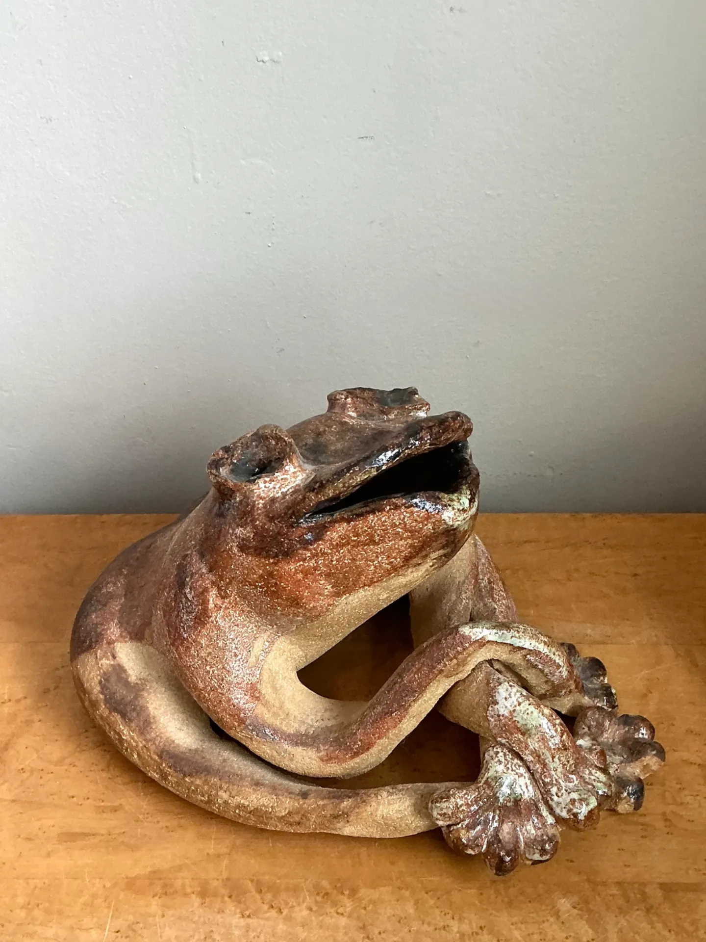 Vintage Ceramic Frog Sculpture — additional photo 3