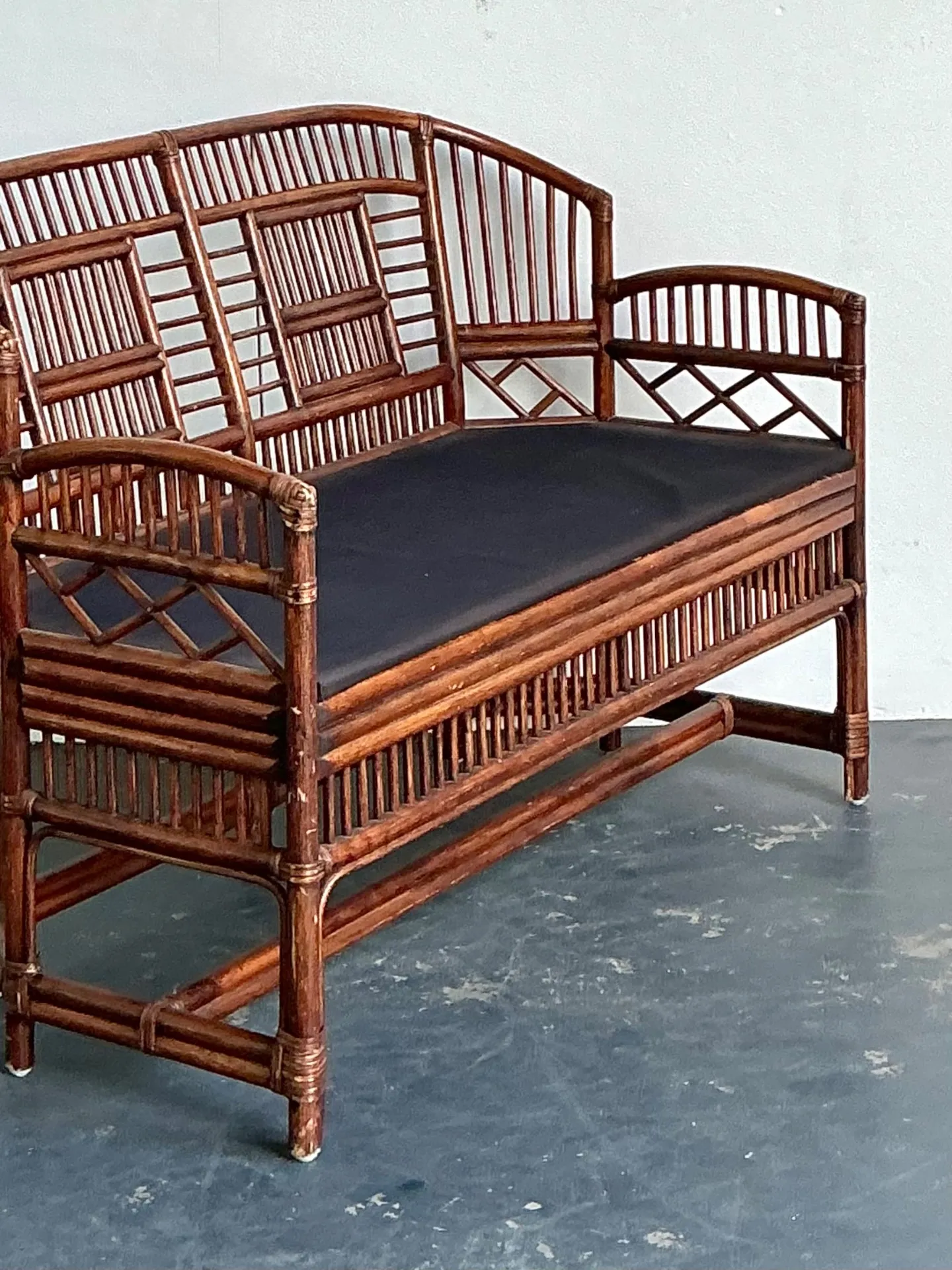 Vintage Brighton Pavillon Rattan Settee — additional photo 8
