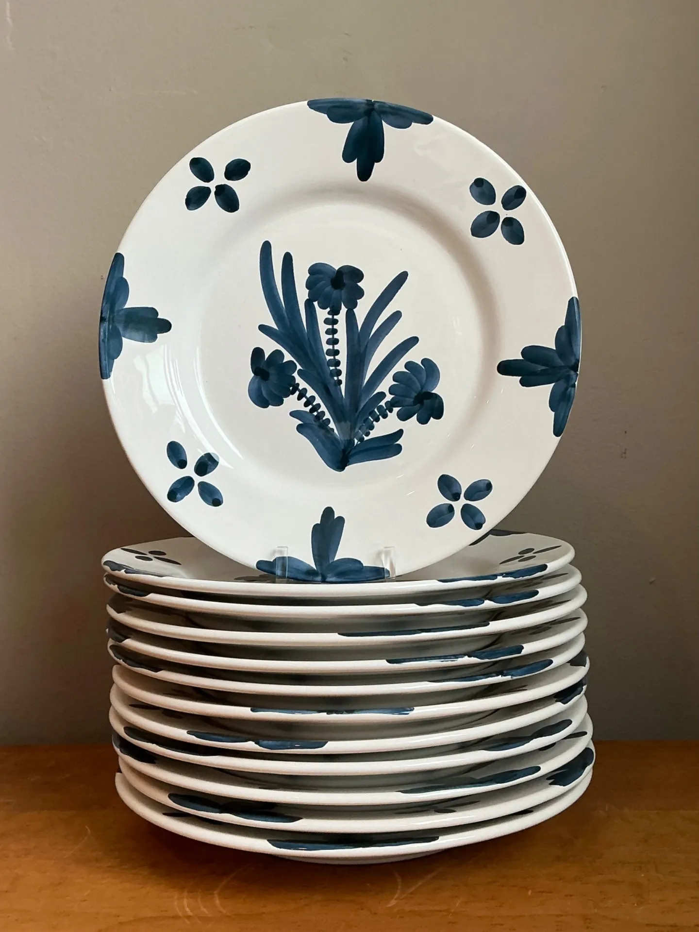 Vintage Penny Morrison Hand Painted Dinner Plates Z- Set Of 12 — additional photo 2