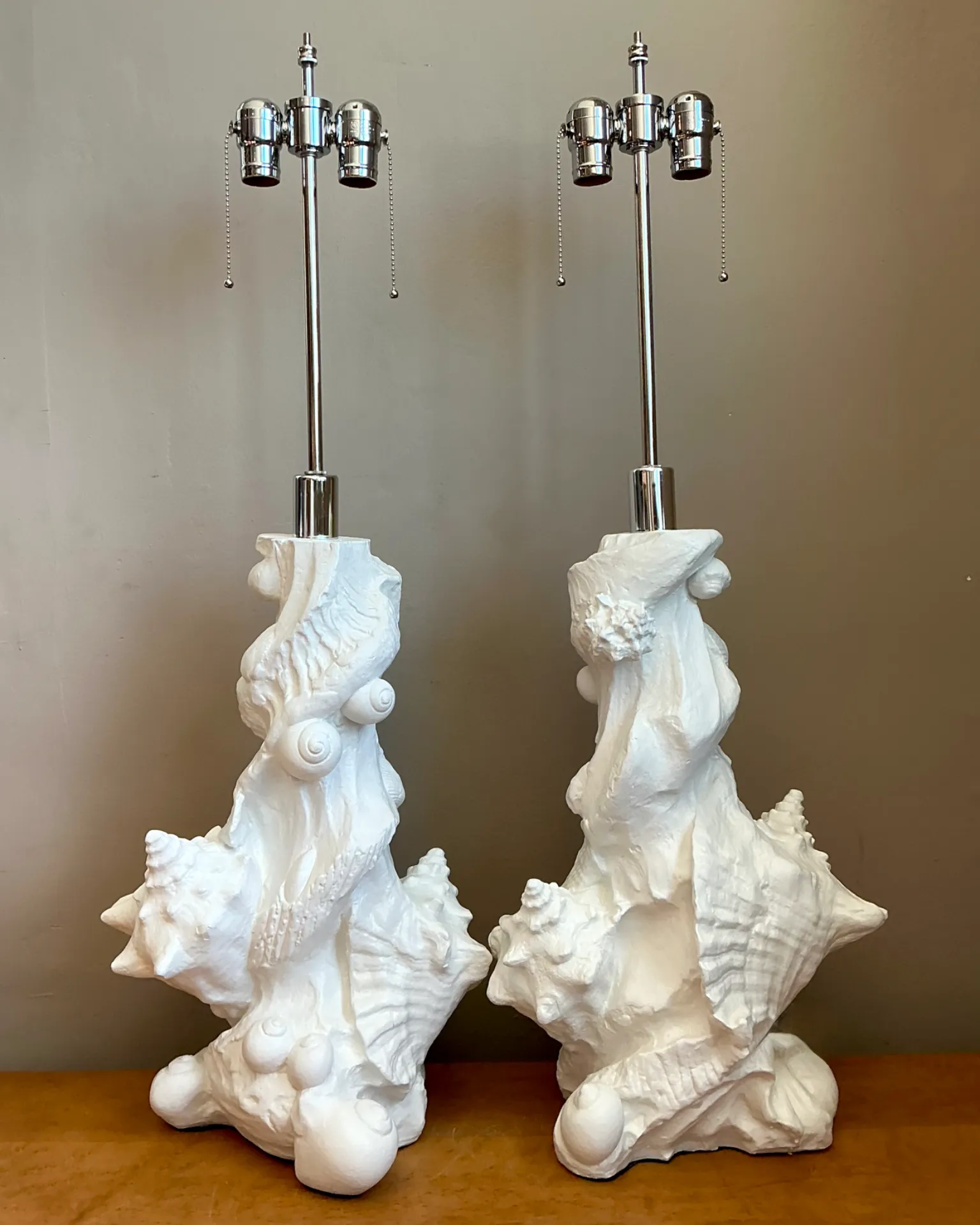 Vintage White Plaster Shell Table Lamps - Pair — additional photo 8