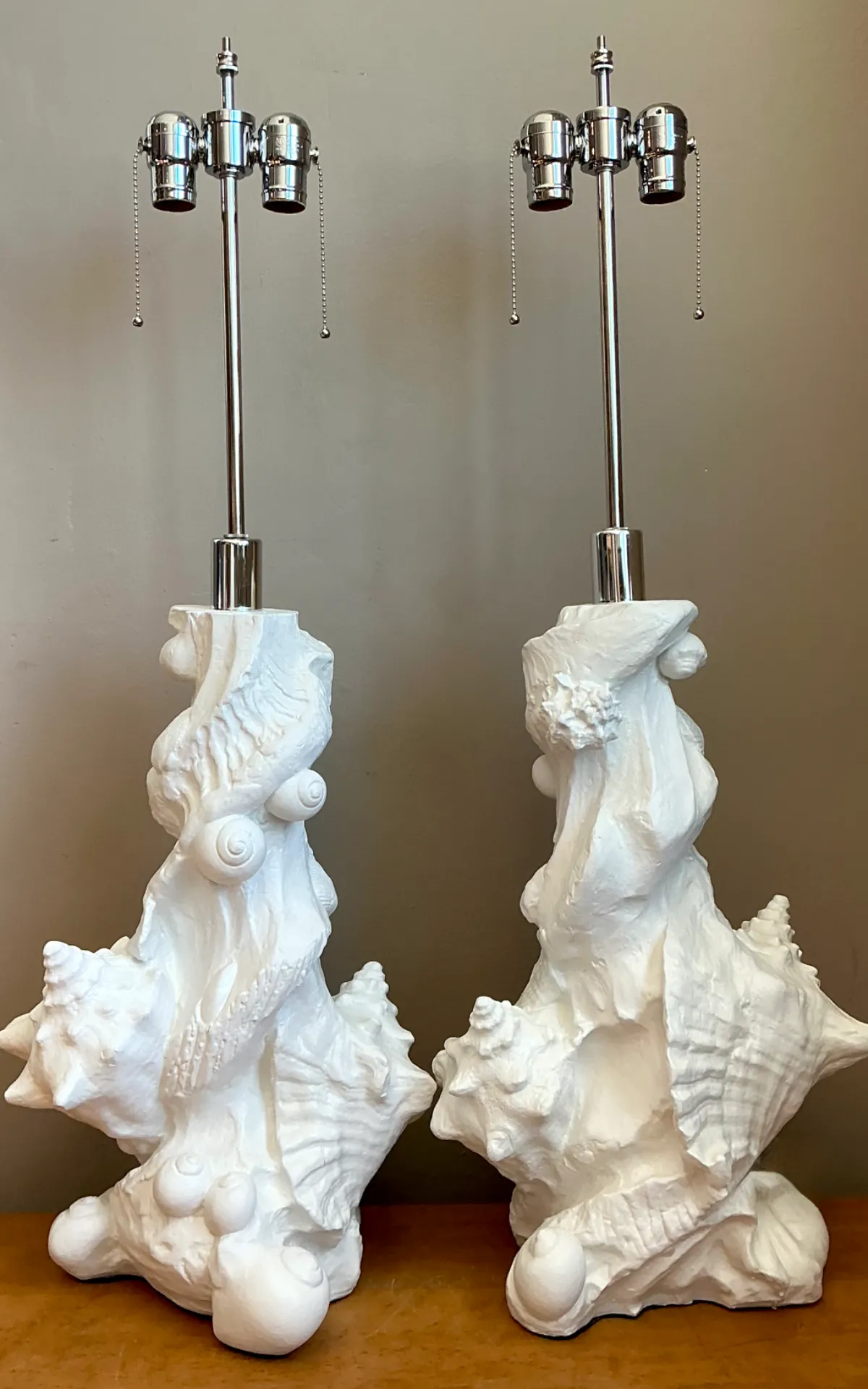 Vintage White Plaster Shell Table Lamps - Pair — additional photo 8