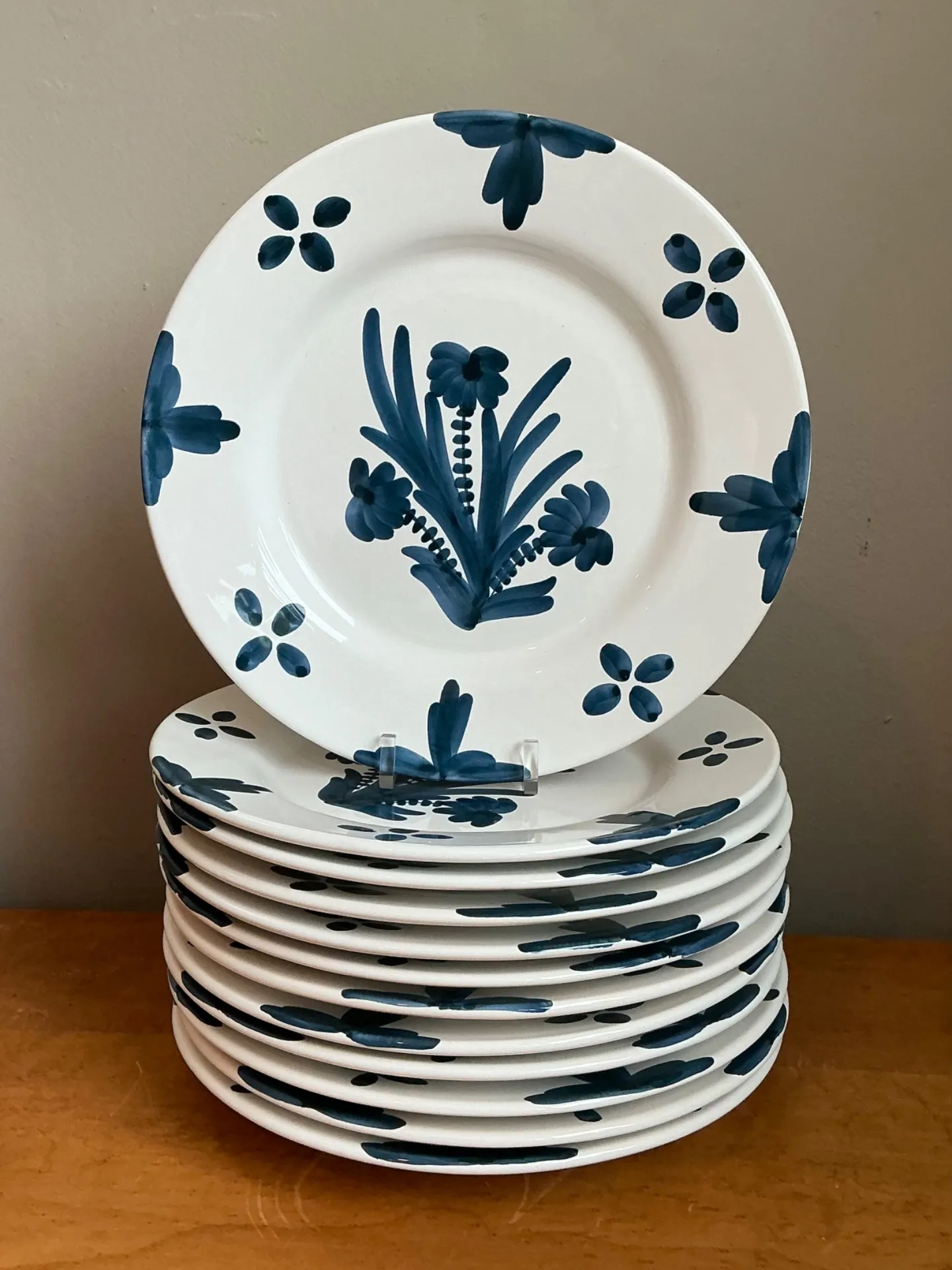 Vintage Penny Morrison Hand Painted Dinner Plates Z- Set Of 12 — additional photo 1