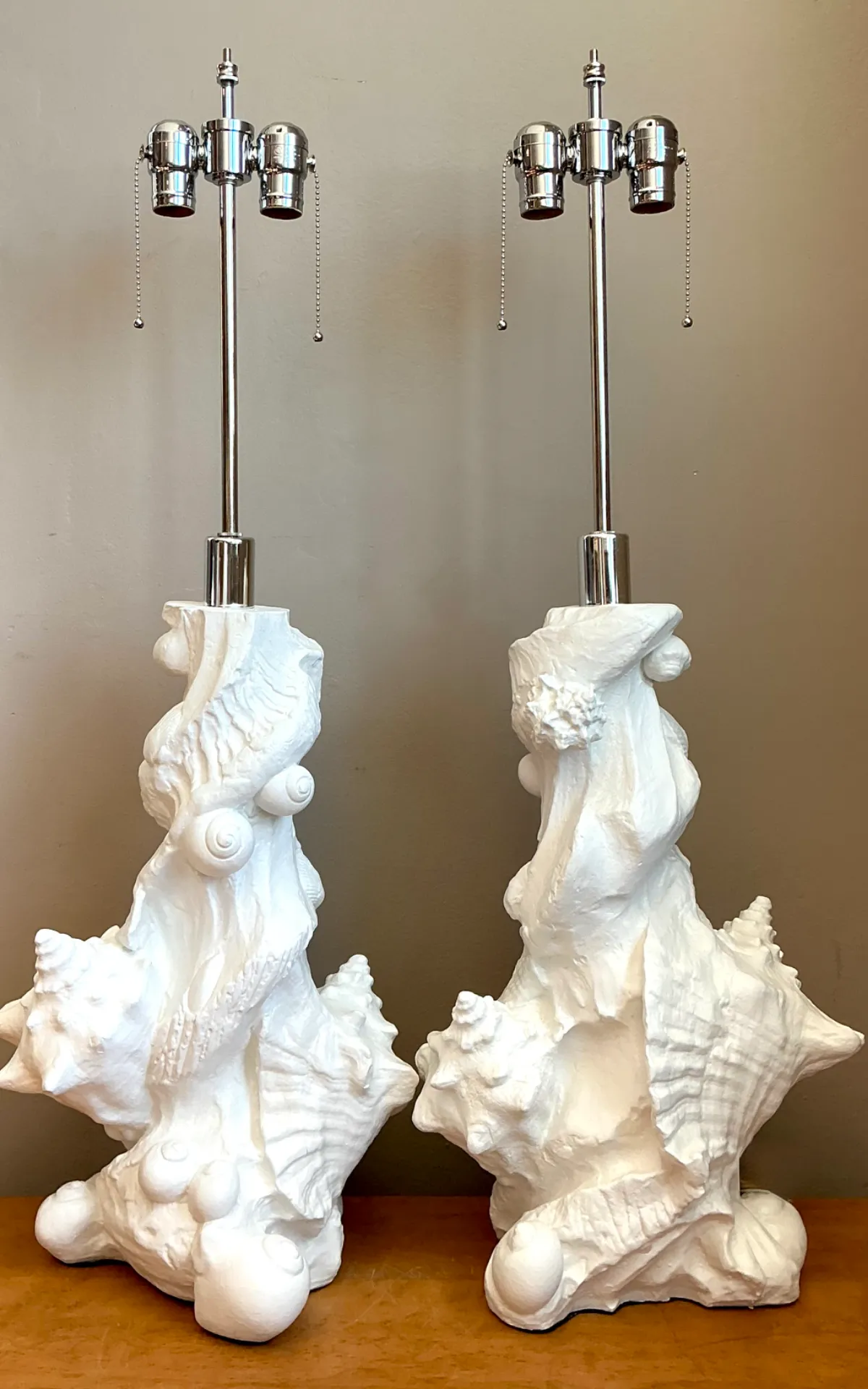 Vintage White Plaster Shell Table Lamps - Pair — additional photo 6