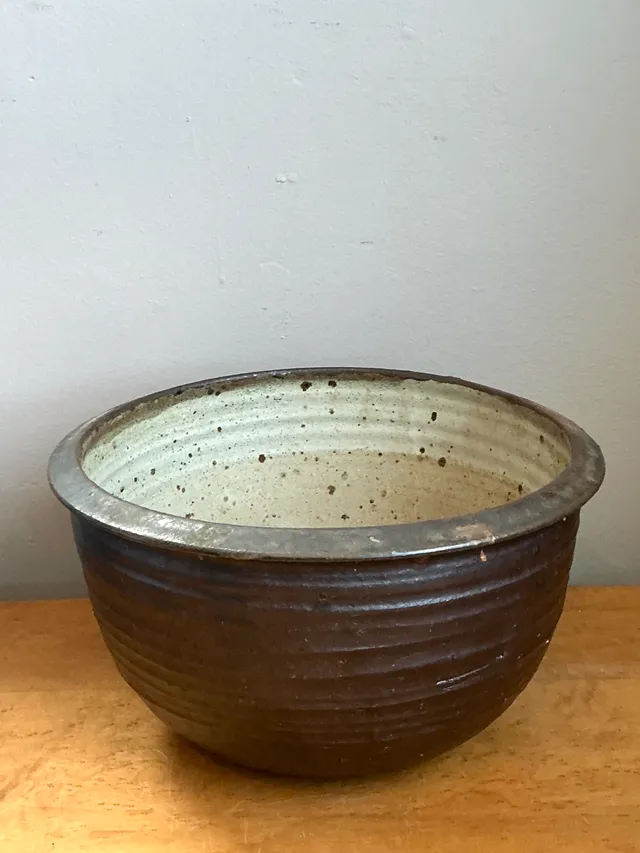 Vintage Monumental Rustic Brown Ceramic Bowl — additional photo 6