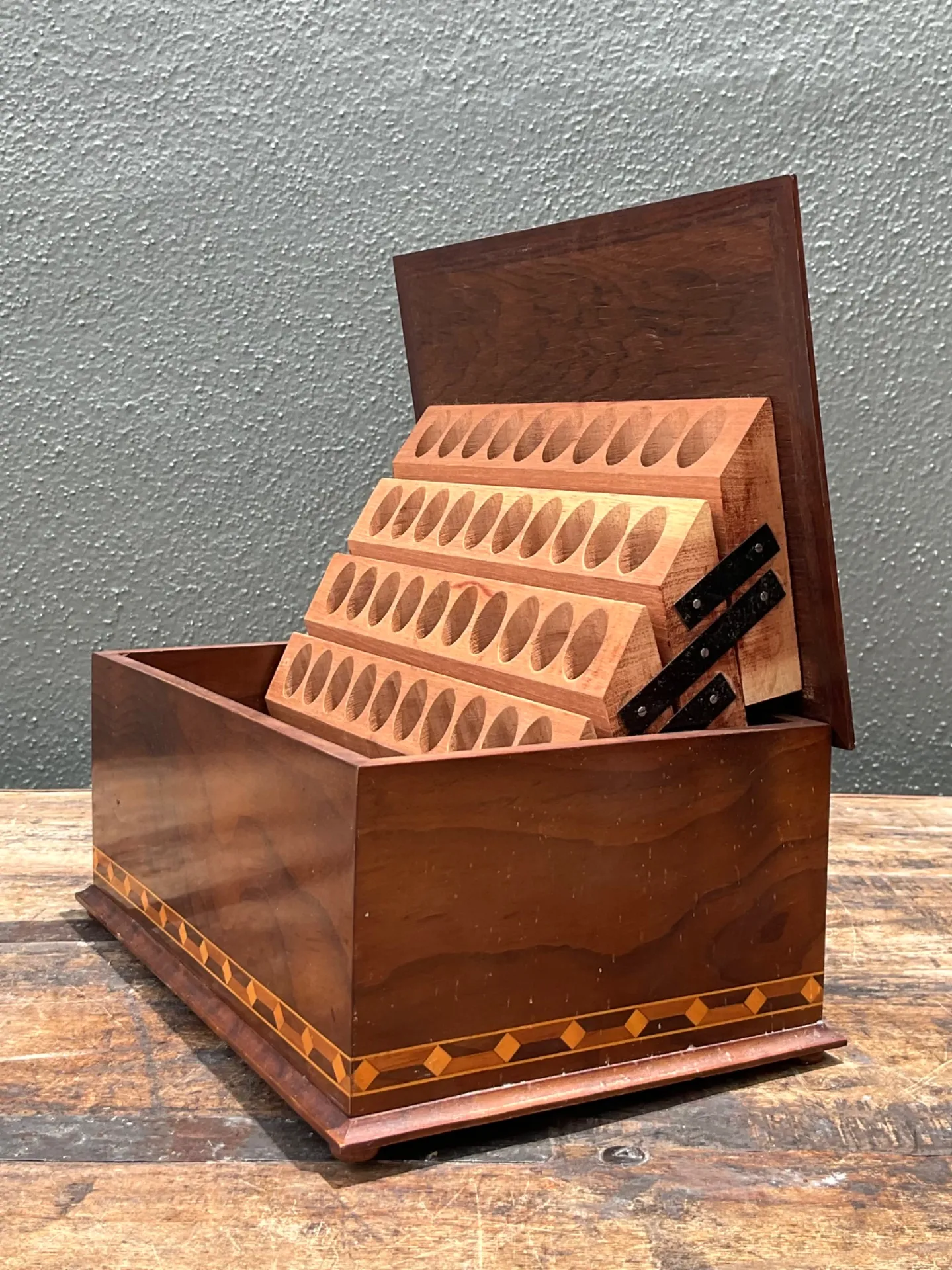 Vintage Marquetry Wood Cigar Humidor — additional photo 3