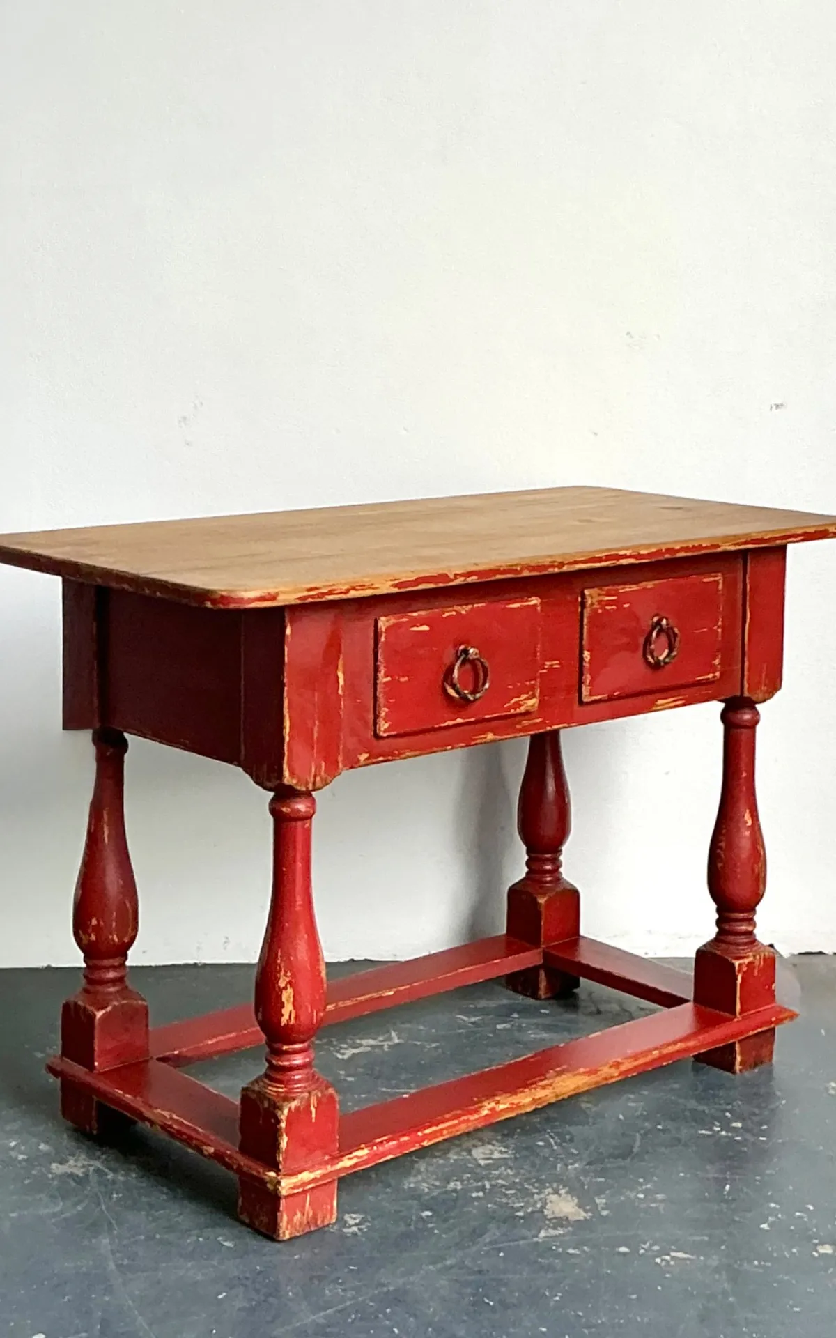 Vintage Ralph lauren Red Distressed Console Table — additional photo 5