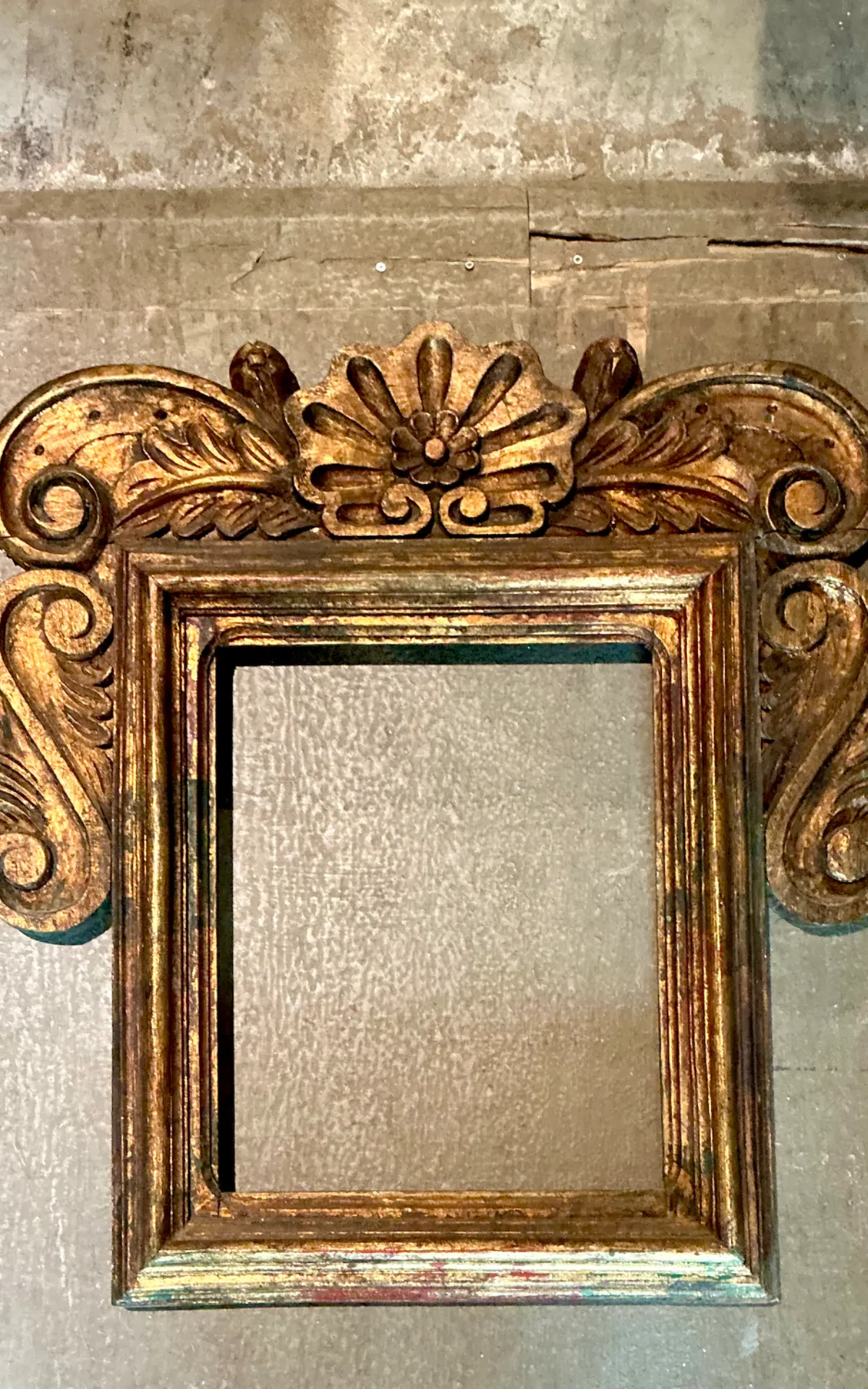 Vintage Spanish Carved Wood Gilt Frame — additional photo 8