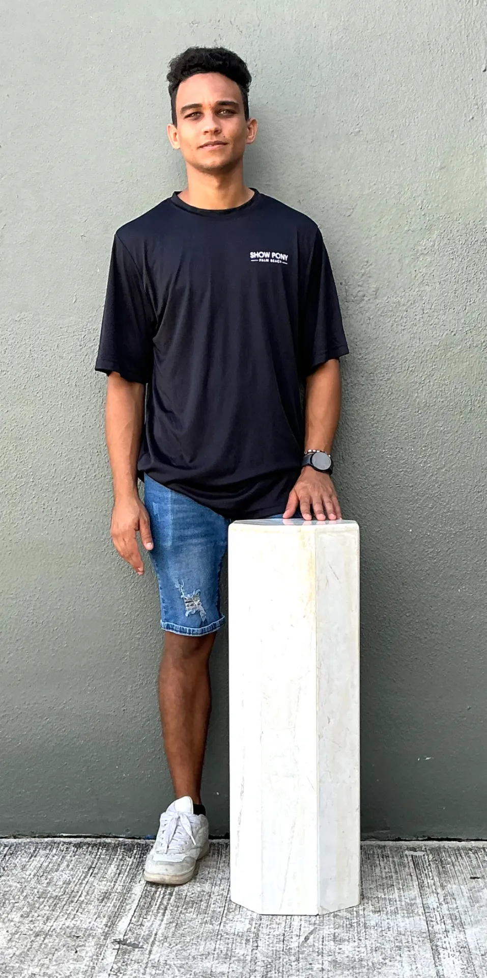 Vintage Medium White Marble Hexagonal Pedestal — additional photo 5