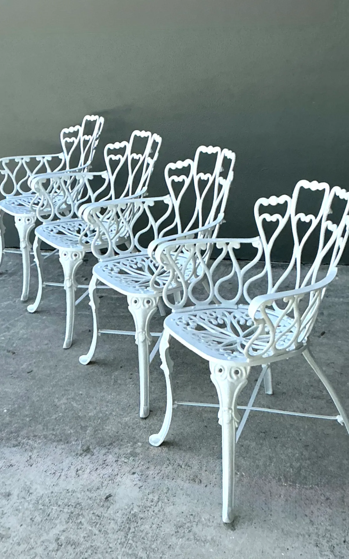Vintage White Metal Outdoor Armchairs - Set of Four — additional photo 4