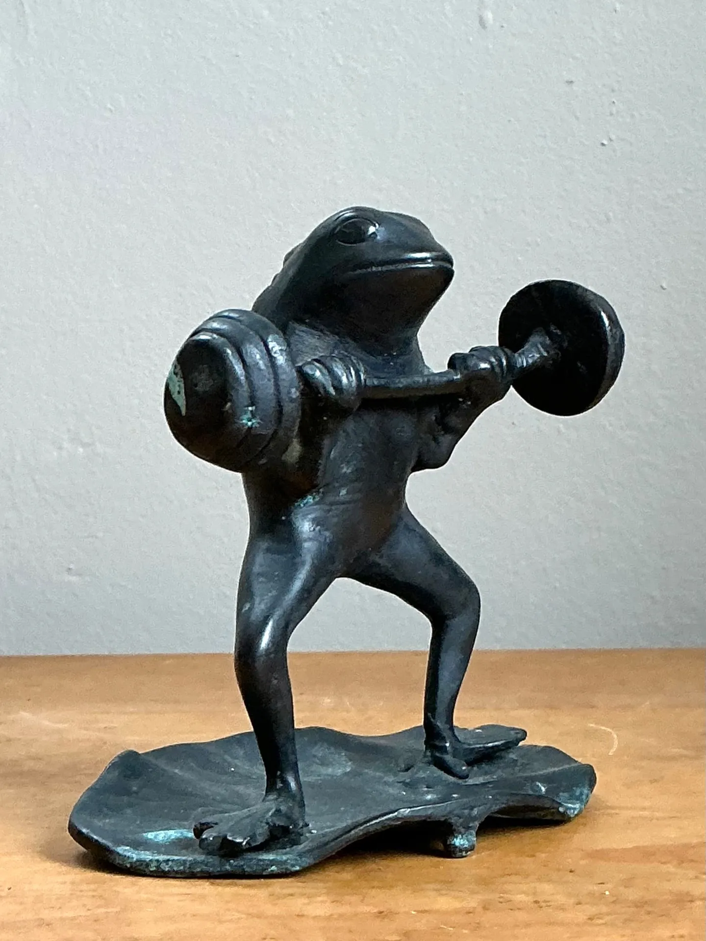 Vintage Frog Lifting Weights Bronze Figurine — additional photo 1