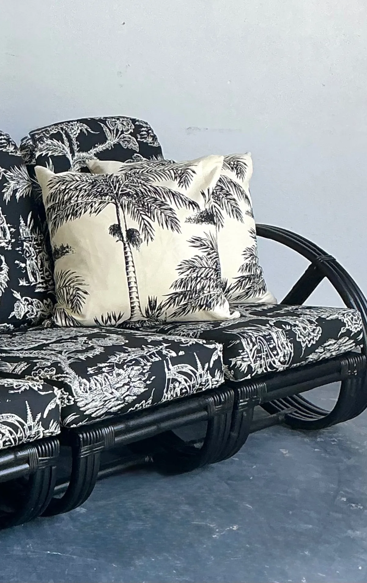 Vintage Black Rattan Sofa In Quadrille “Royal Journey” — additional photo 6