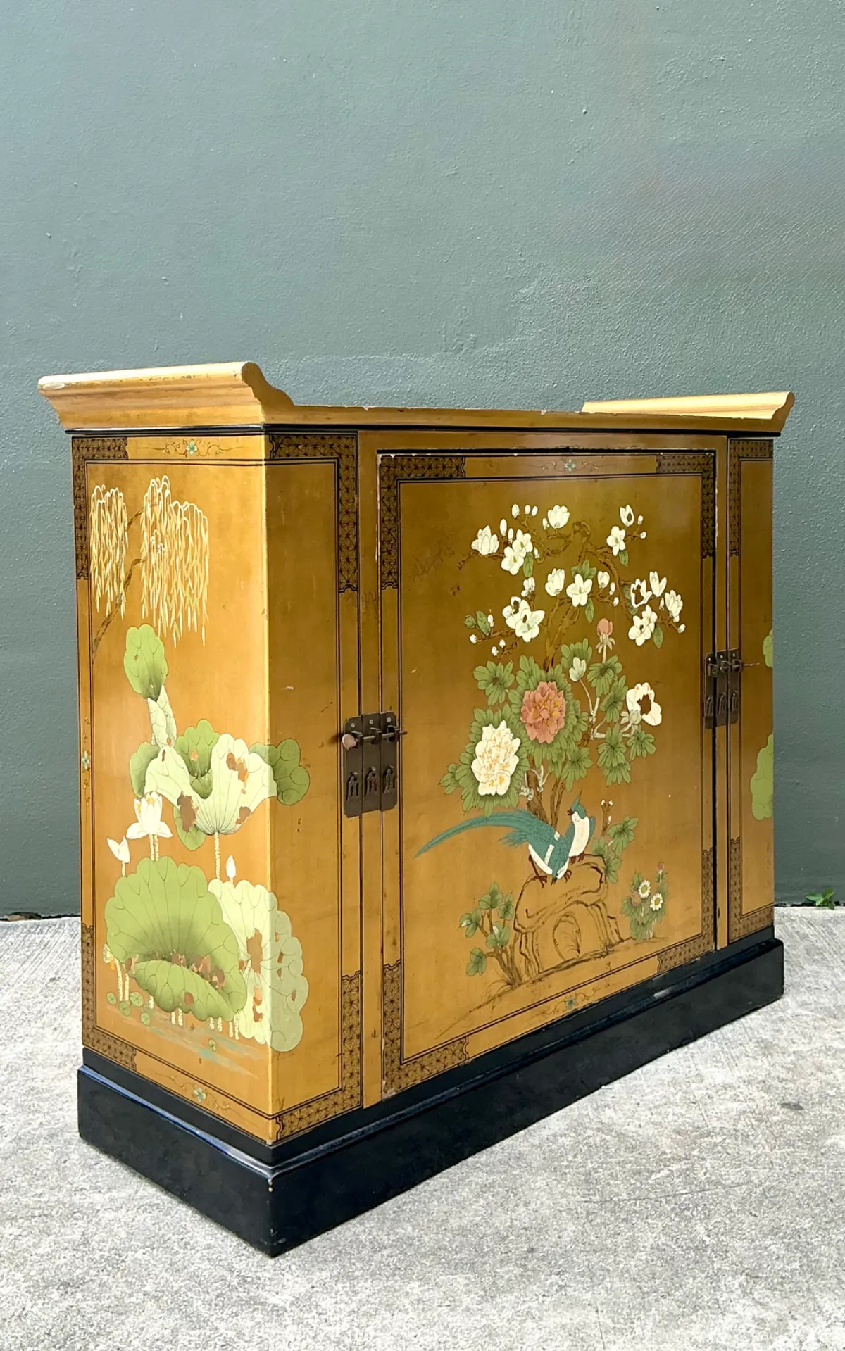Vintage Chinoiserie Gilt Floral Dry Bar - Back view