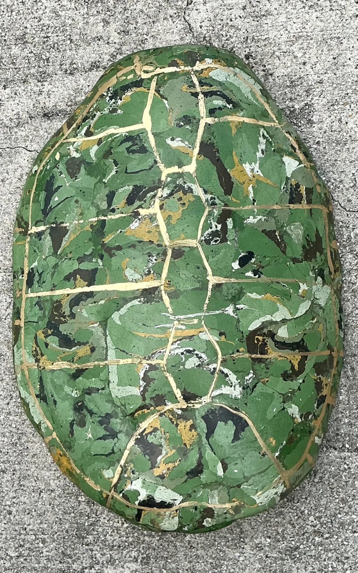 Vintage Italian Scagliola Pigmented Plaster Turtle Shell - 18W x 24.25H - Interior view