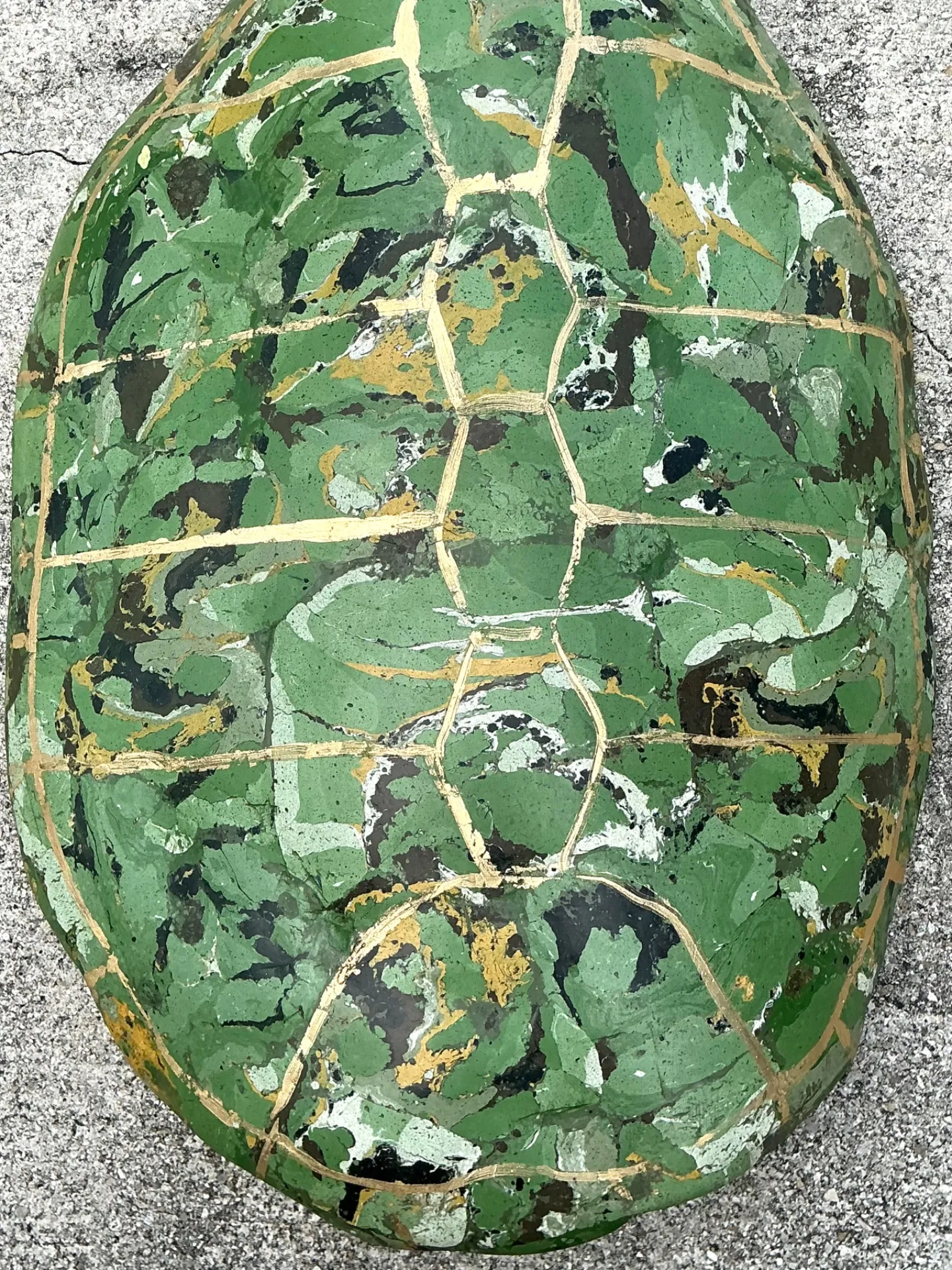 Vintage Italian Scagliola Pigmented Plaster Turtle Shell - 18W x 24.25H — additional photo 6