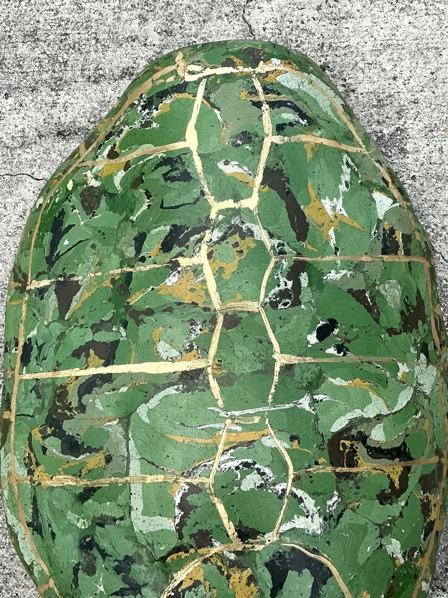 Vintage Italian Scagliola Pigmented Plaster Turtle Shell - 18W x 24.25H — additional photo 3