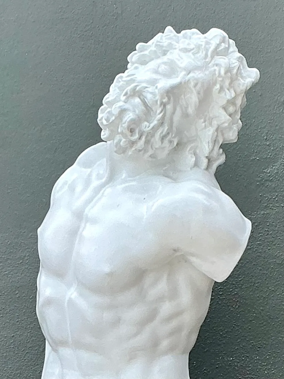 Vintage Classical Ceramic Bust Sculpture Of Laocoön - Bottom view