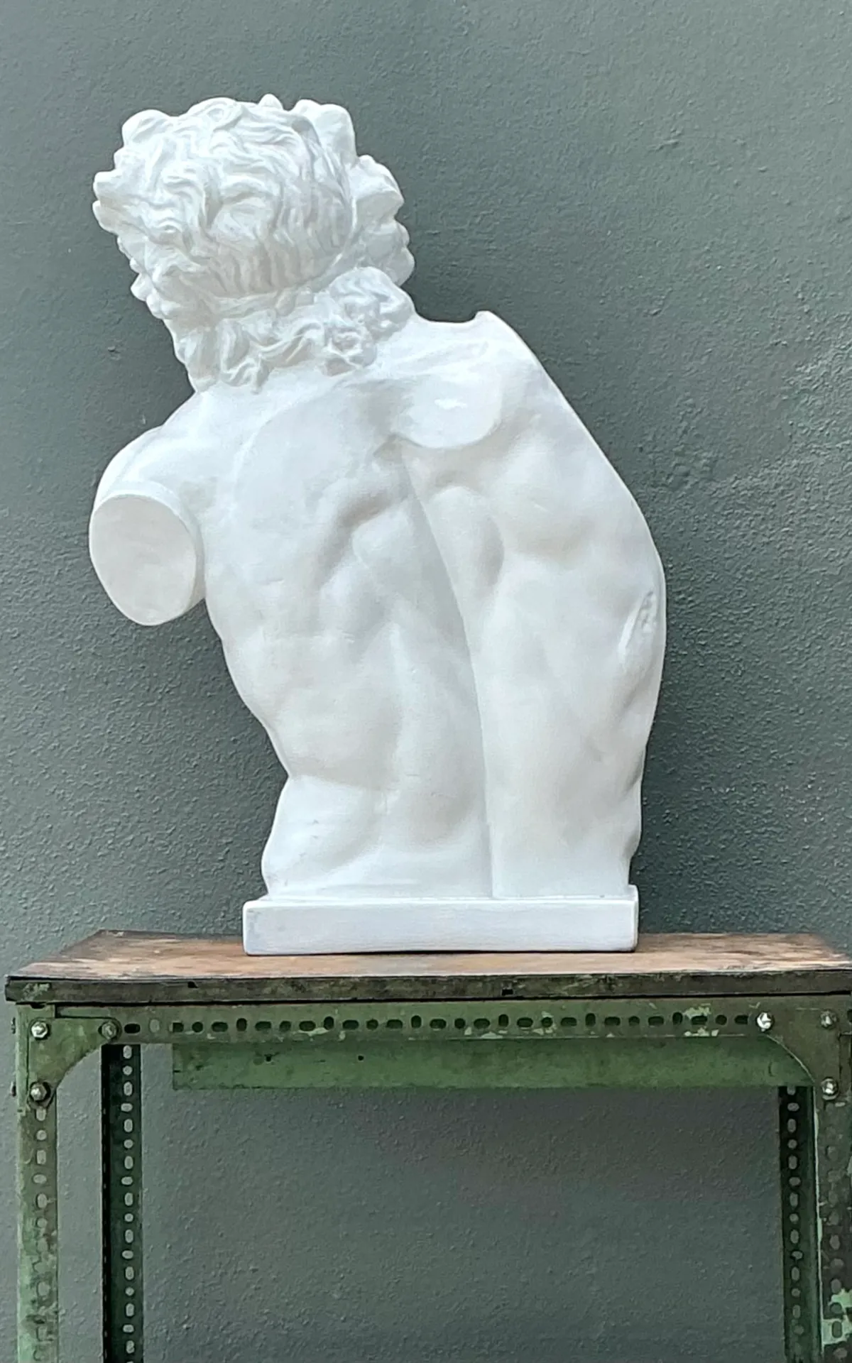 Vintage Classical Ceramic Bust Sculpture Of Laocoön - Side view