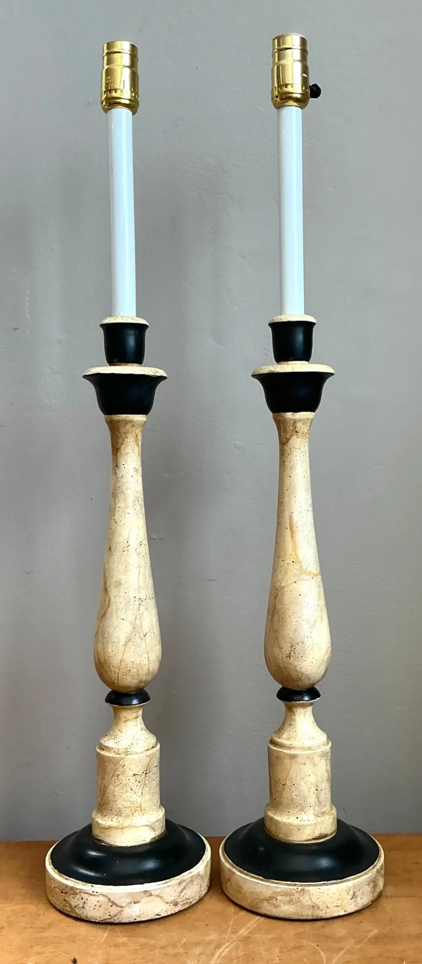 Vintage Sarreid Candlestick Lamps - A Pair — additional photo 7
