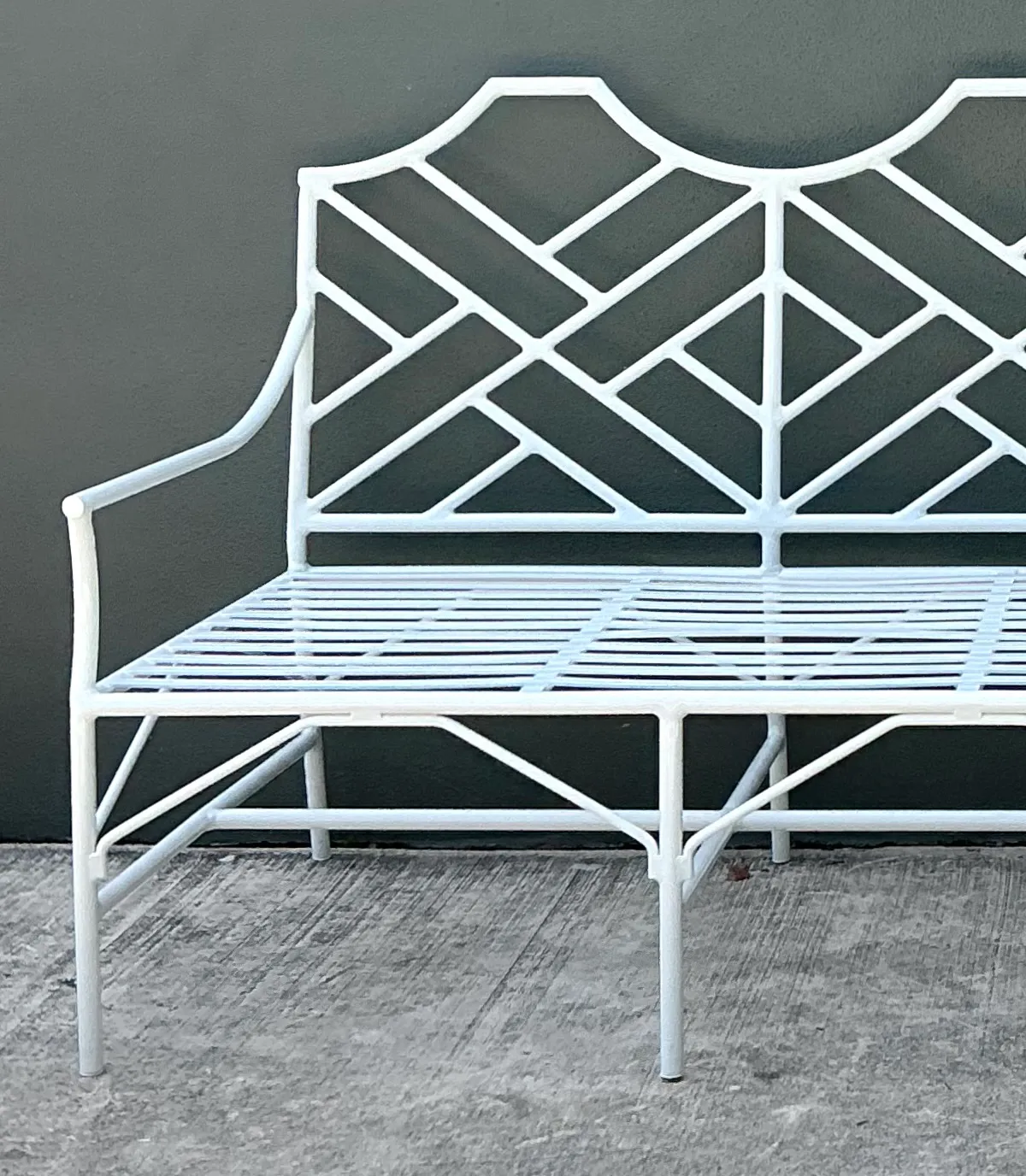 Vintage Outdoor Chinese Chippendale Cast Aluminum Sofa — additional photo 1